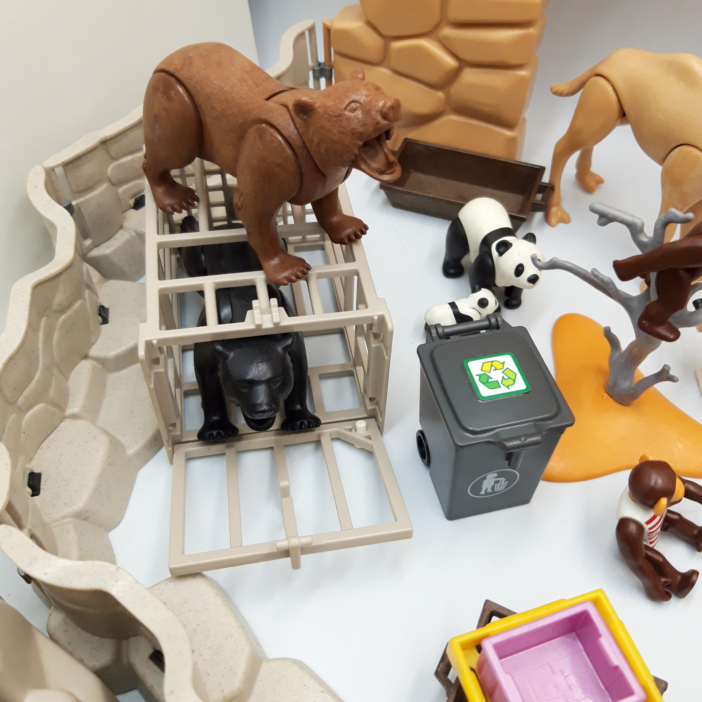 Playmobil 'Grand Zoo', 75 pièces  Bon état - Vue 9 - 