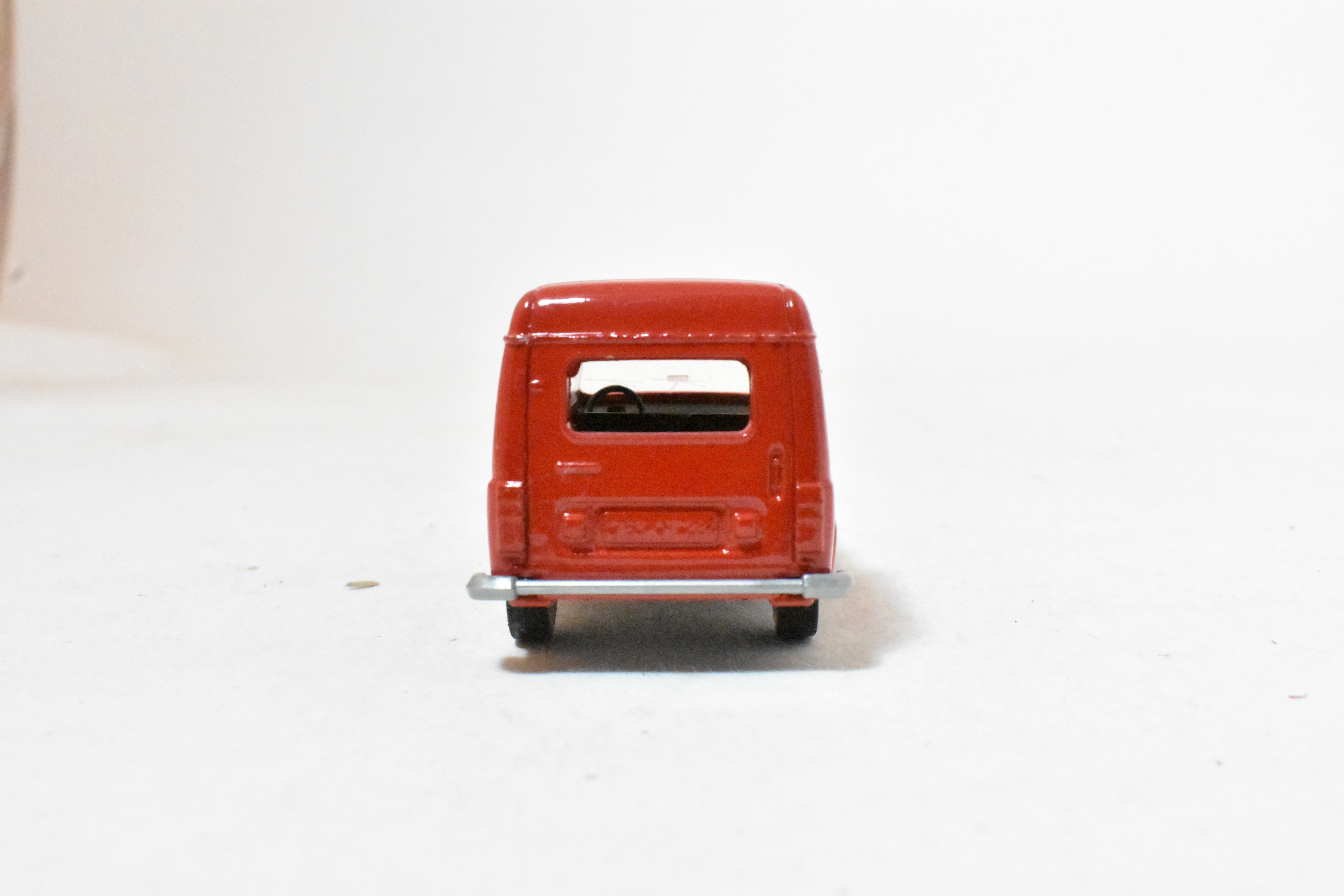 Solido made in france 9 renault 4 fourgonnette 1/43 N°1213 Très bon état - Vue 4 - 
