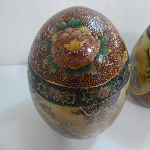 Lot de 2 grand œufs décor japonisant en porcelaine - Photo 5