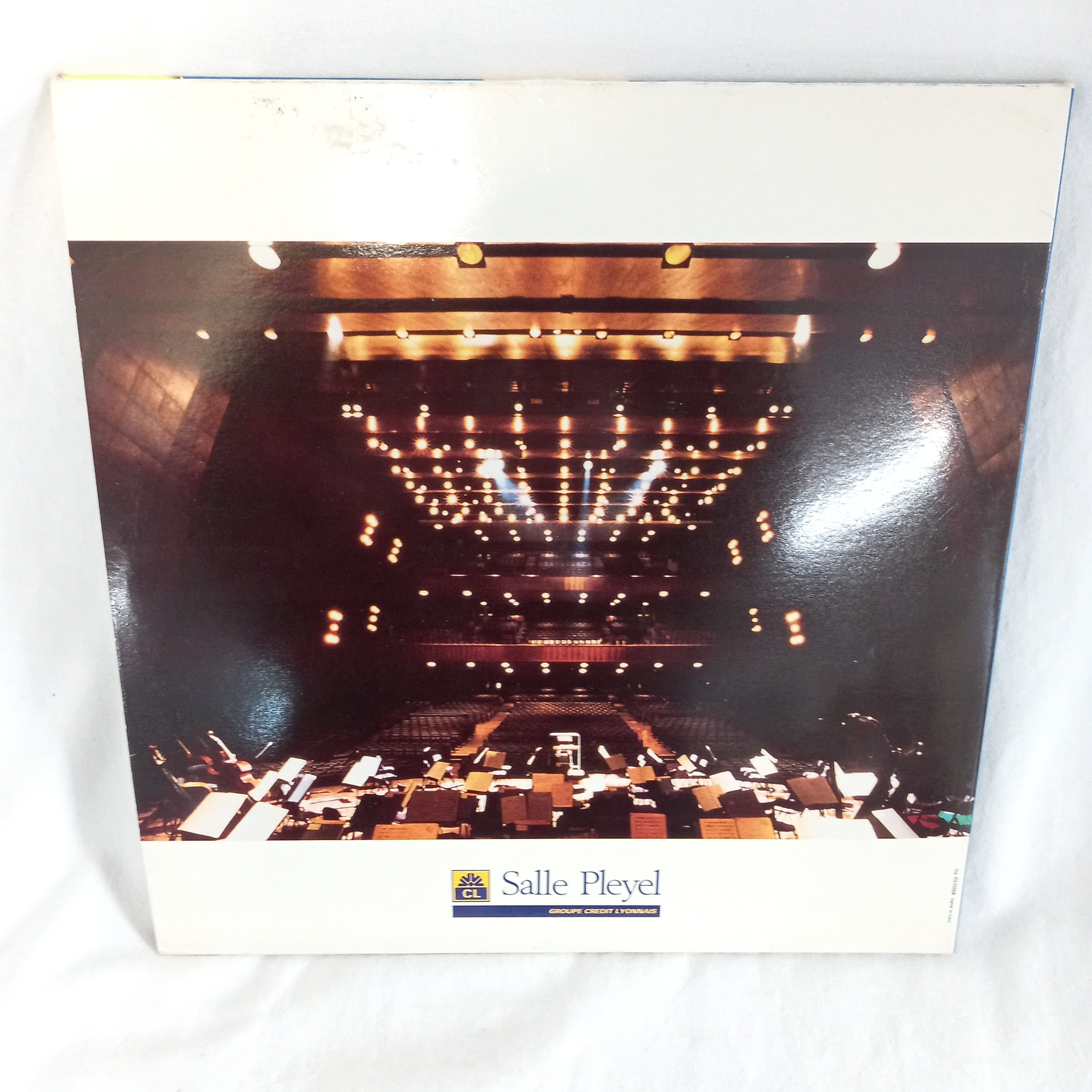 Voir photo 2 de Vinyle - Claude Debussy, Maurice Ravel / Orchestre De Paris , Direction: Daniel Barenboim – Prelude A L'apres-midi D'un Faune / Images Pour Orchestre / Daphnis et Chloe - 1982 Vinyle - Claude Debussy, Maurice Ravel / Orchestre De Paris , Direction: Daniel Barenboim – Prelude A L'apres-midi D'un Faune / Images Pour Orchestre / Daphnis et Chloe - 1982 Bon état - Vue 2 -