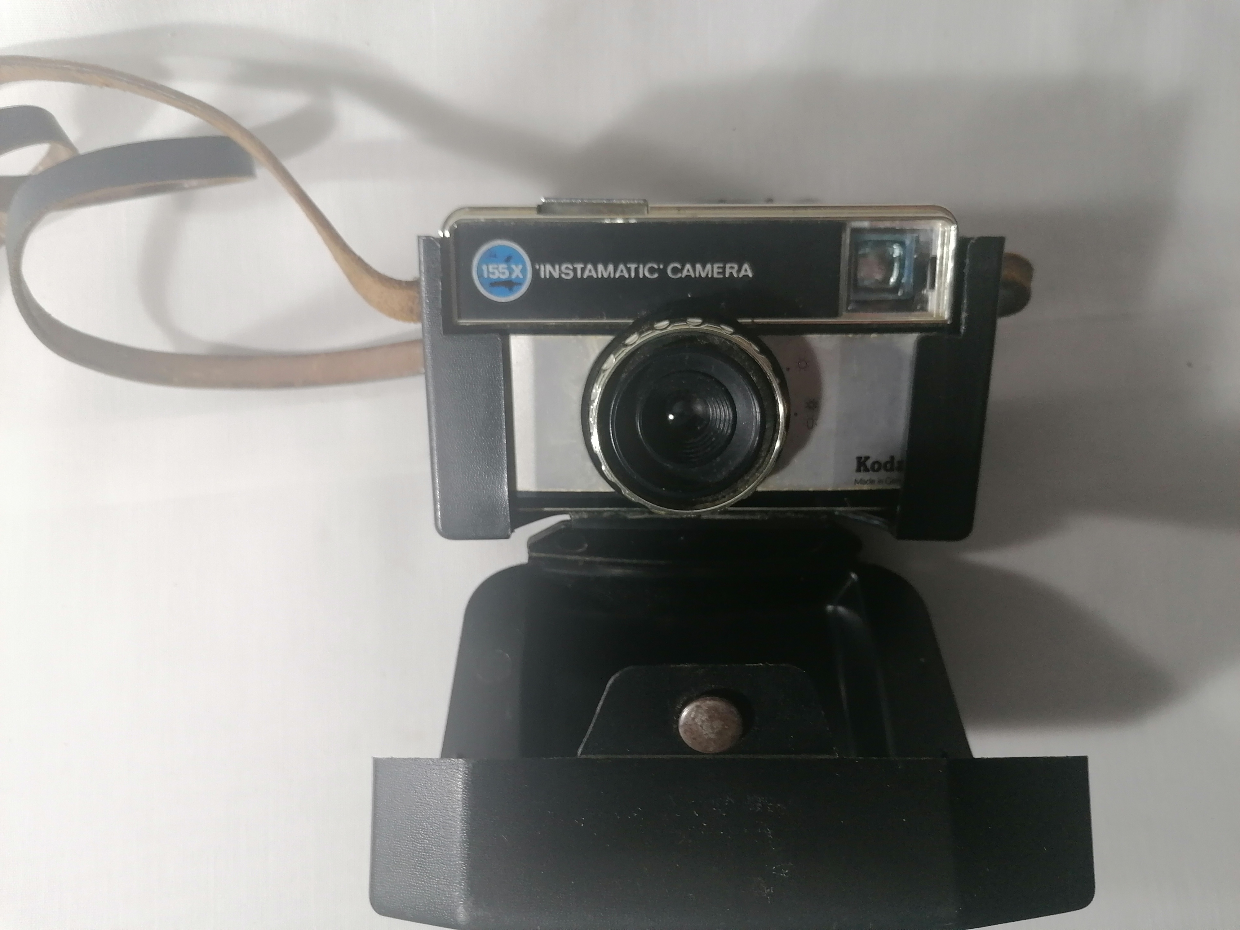 Appareil photo Instamatic KODAK 155x Bon état -  reconditionné disponible sur Label Emmaüs