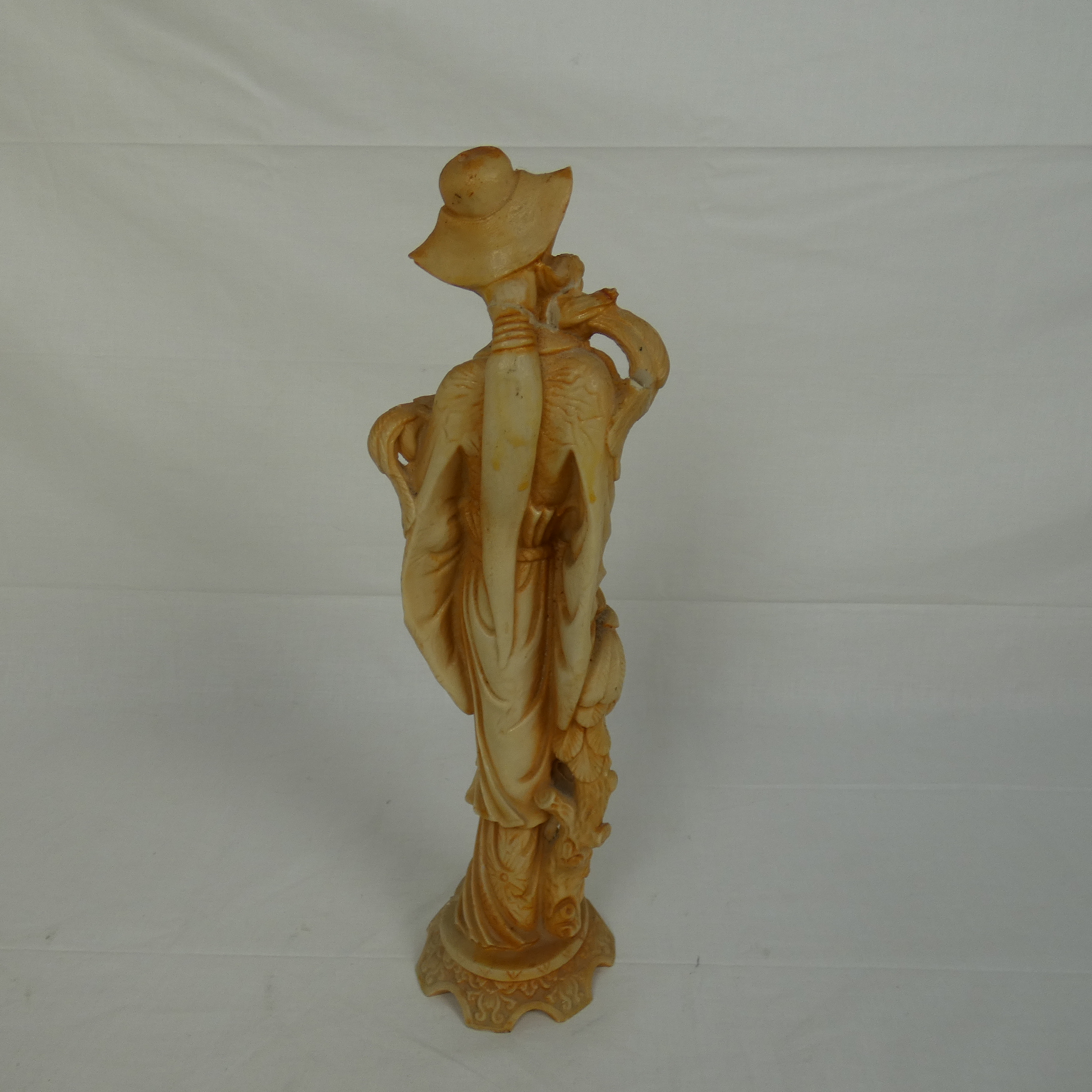 Statuette Chinoise En résine Vintage État correct - Vue 5 - 