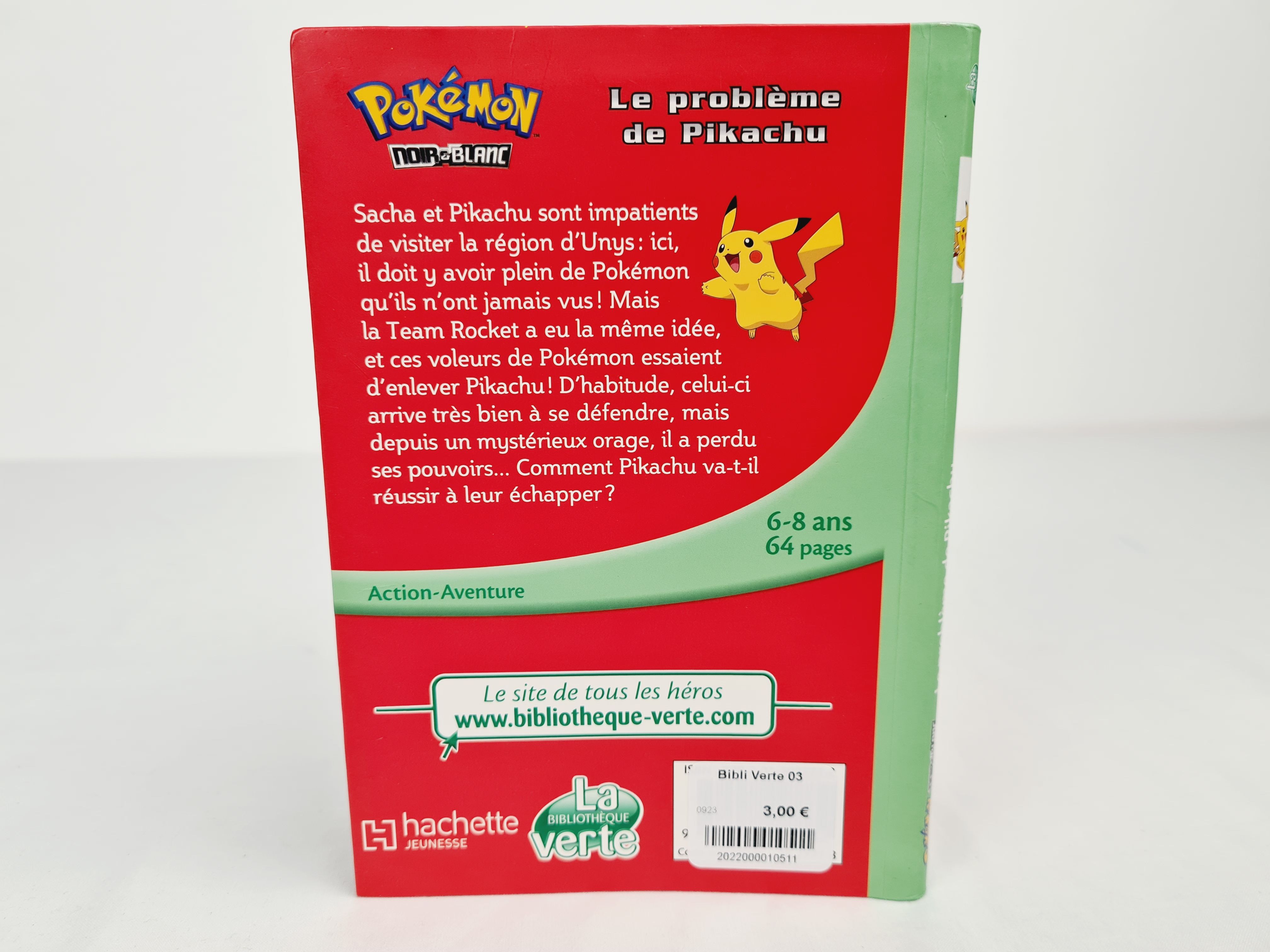 Livre Pokémon noir et blanc Le problème de pikachu Label Emmaüs