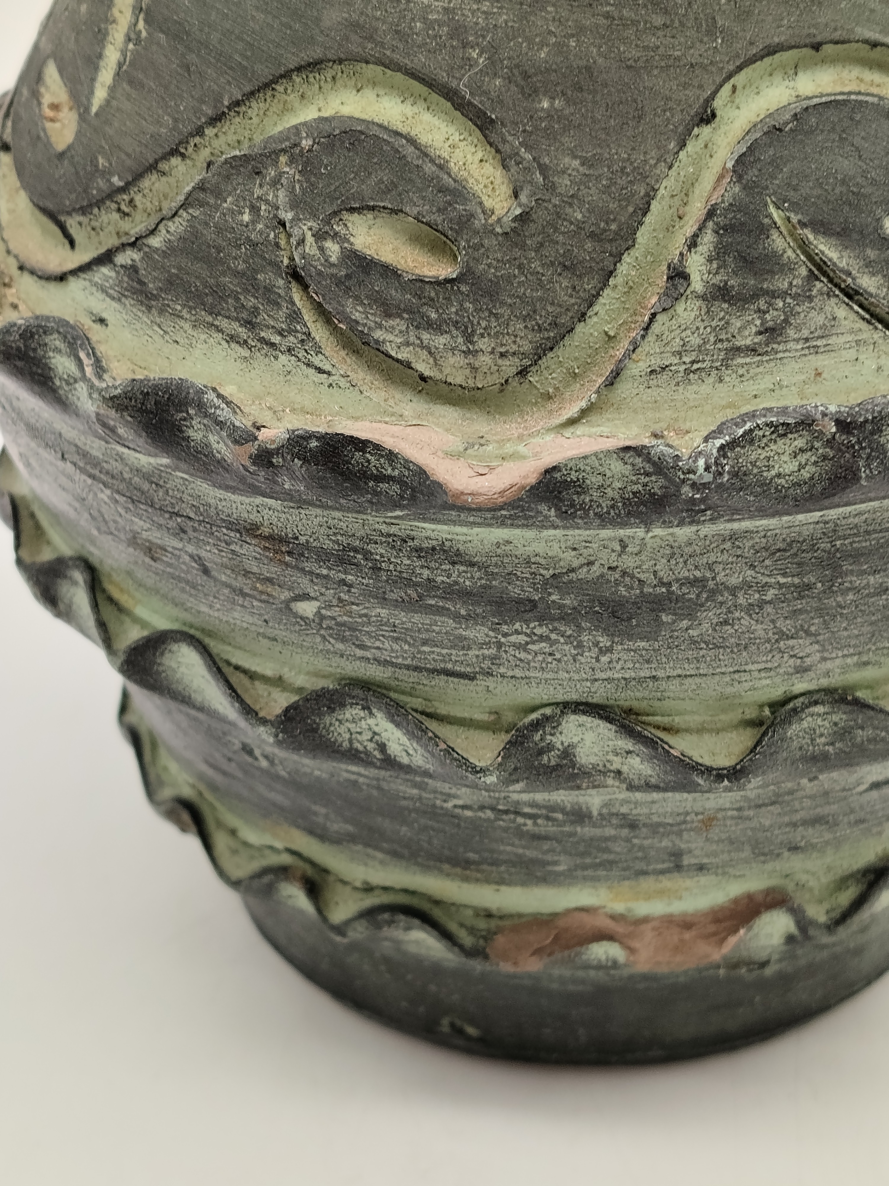 Vase pichet en terre cuite signé Francisco Figueras Très bon état - Vue 12 - 