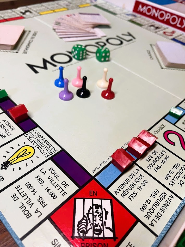 Voir photo 3 de Jeu retro Monopoly. Éditeur en France Miro Company. Édition 1961 Jeu retro Monopoly. Éditeur en France Miro Company. Édition 1961 Bon état - Vue 3 -