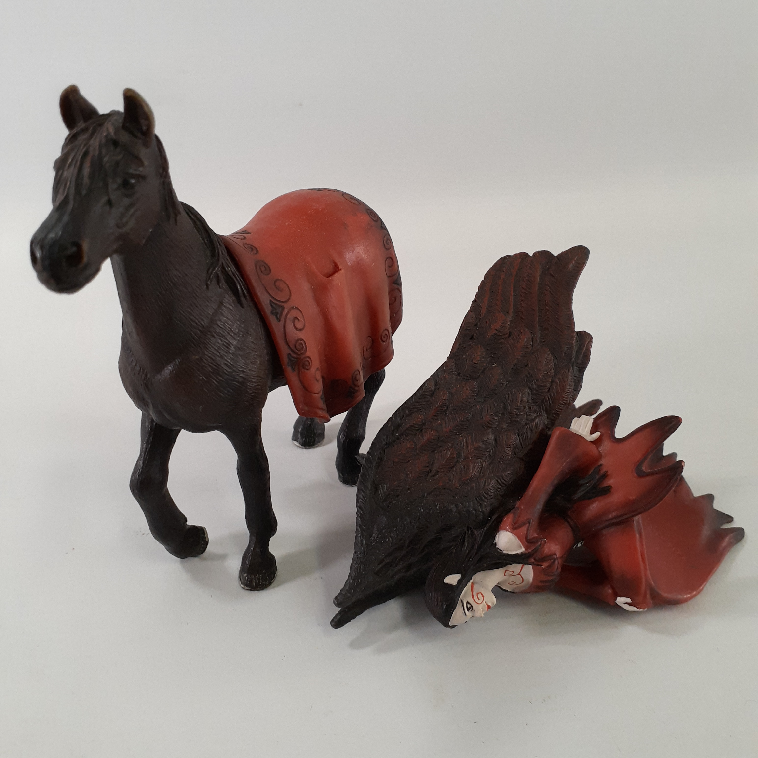 Voir photo 5 de Lot de Figurine SCHLEICH Elfes sur cheval univers Bayala Lot de Figurine SCHLEICH Elfes sur cheval univers Bayala Très bon état - Vue 5 -
