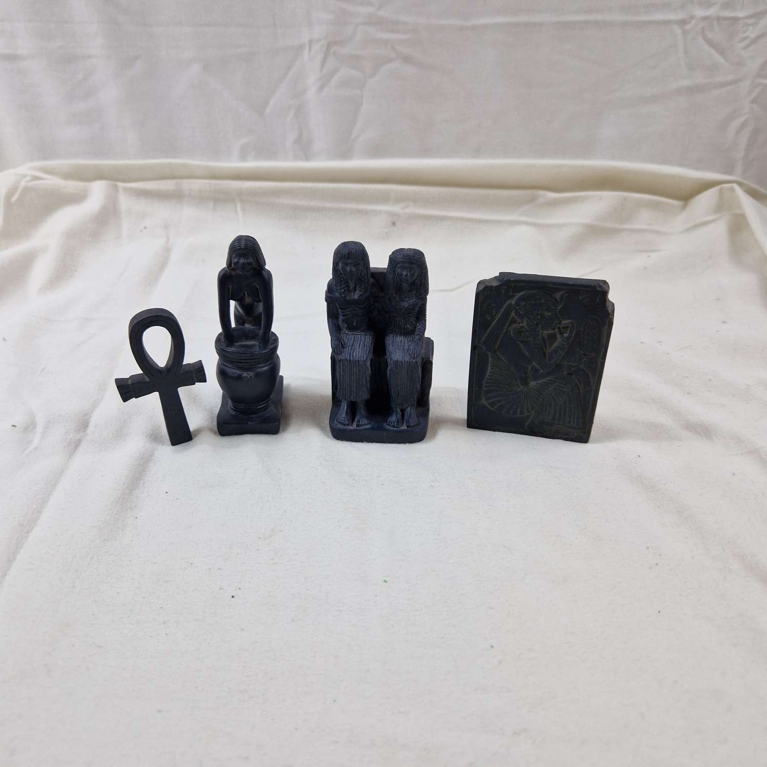 Petit lot de statuettes égyptiennes en résine - Photo 5