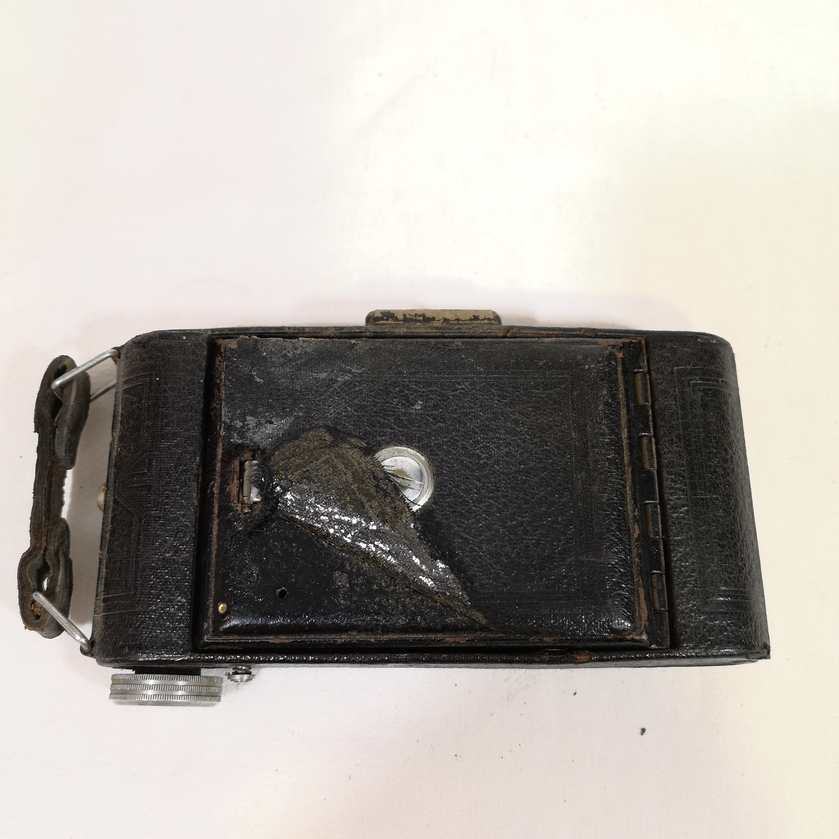 Voir photo 3 de Appareil photos ancien LUMIÈRE LUDAX années 50 Appareil photos ancien LUMIÈRE LUDAX années 50 - Vue 3 -