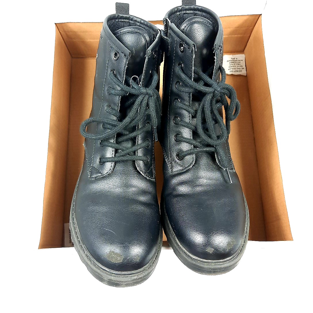 Voir photo 2 de Bottines en cuir noir GEOX Pointure 36 Bottines en cuir noir GEOX Pointure 36 Bon état - Vue 2 -