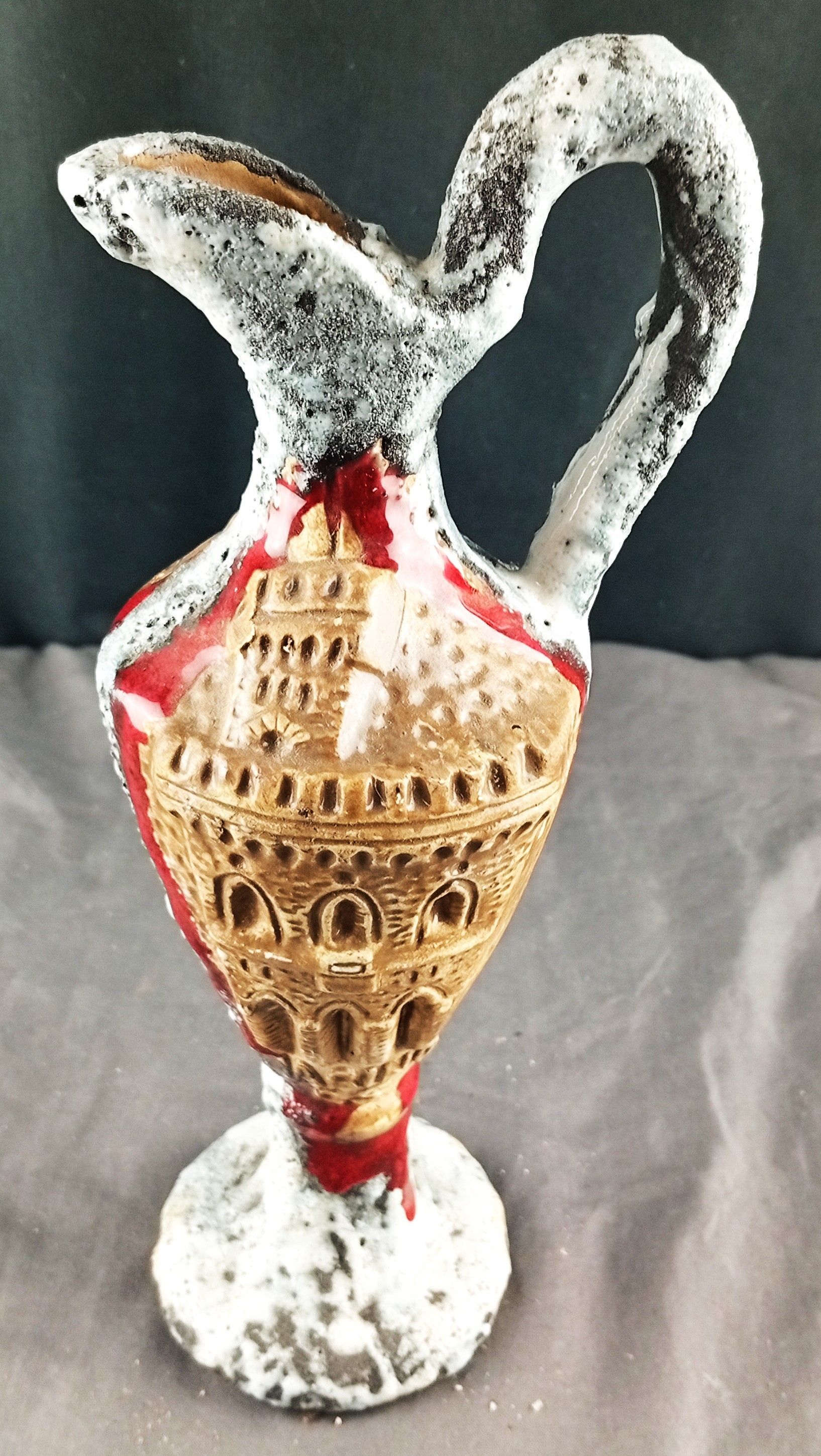 Originale cruche/ bouteille en céramique artistique 