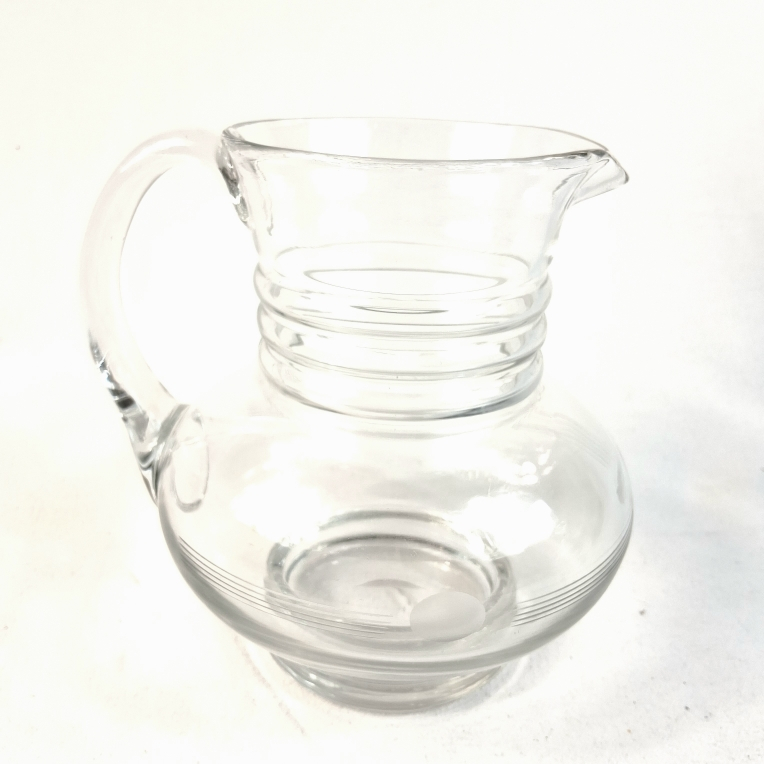 CARAFE et POT A EAU assortis en verre de style vintage. Très bon état - Vue 2 - 