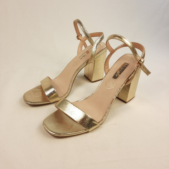 Chaussures nu-pieds chic à talons T39 Très bon état - Vue 2 - 