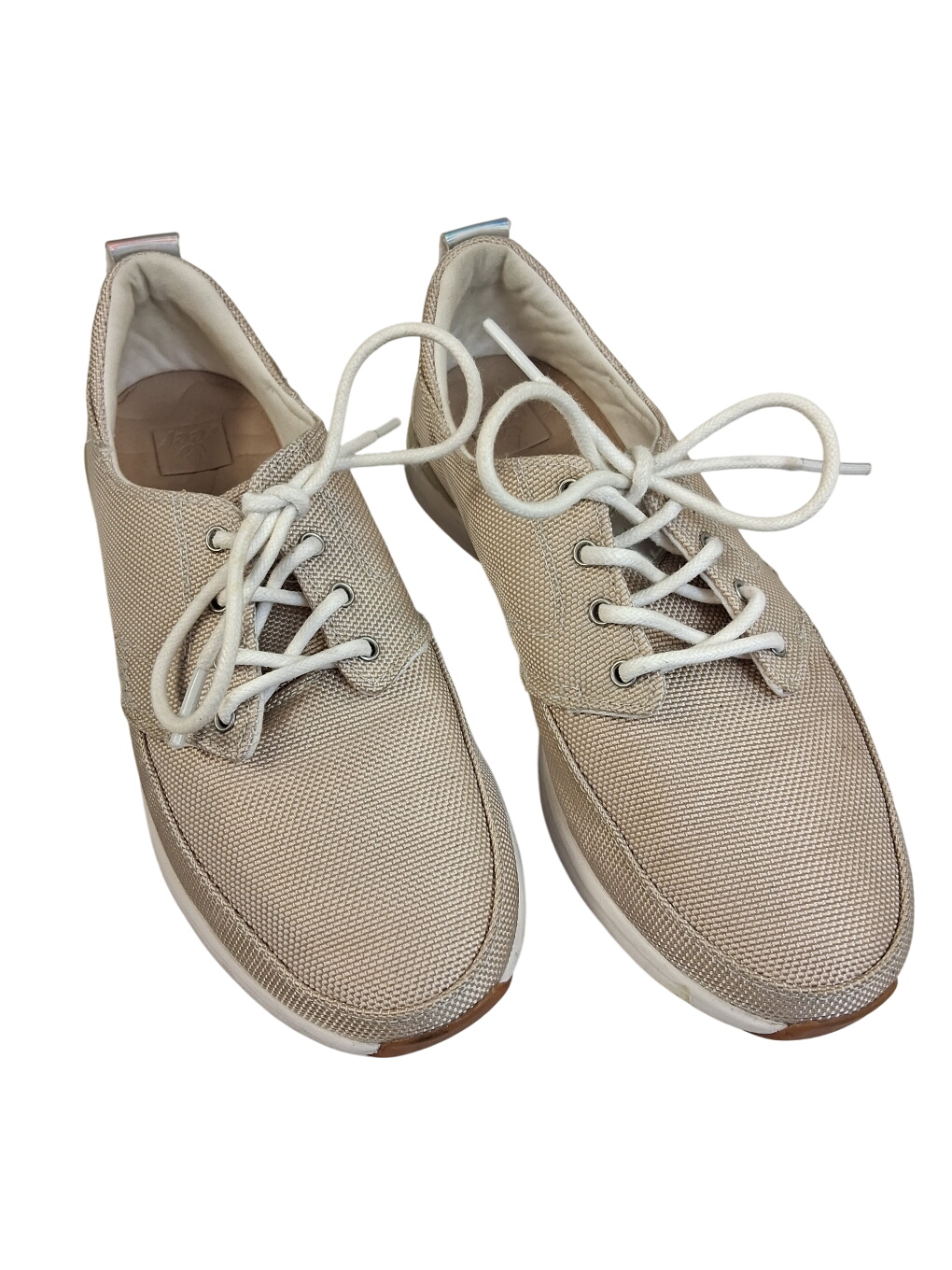 Acheter CHAUSSURES Femme de marque "REEF" en toilr de Taille 36 Très bon état - 12,00 € CHAUSSURES Femme de marque "REEF" en toilr de Taille 36 Très bon état - reconditionné disponible sur Label Emmaüs