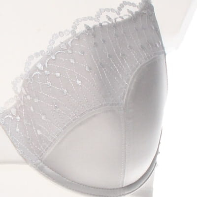 Soutien gorge taille 90D, couleur blanc cassé avec armatures - Femme - Wonderbra - Photo 4