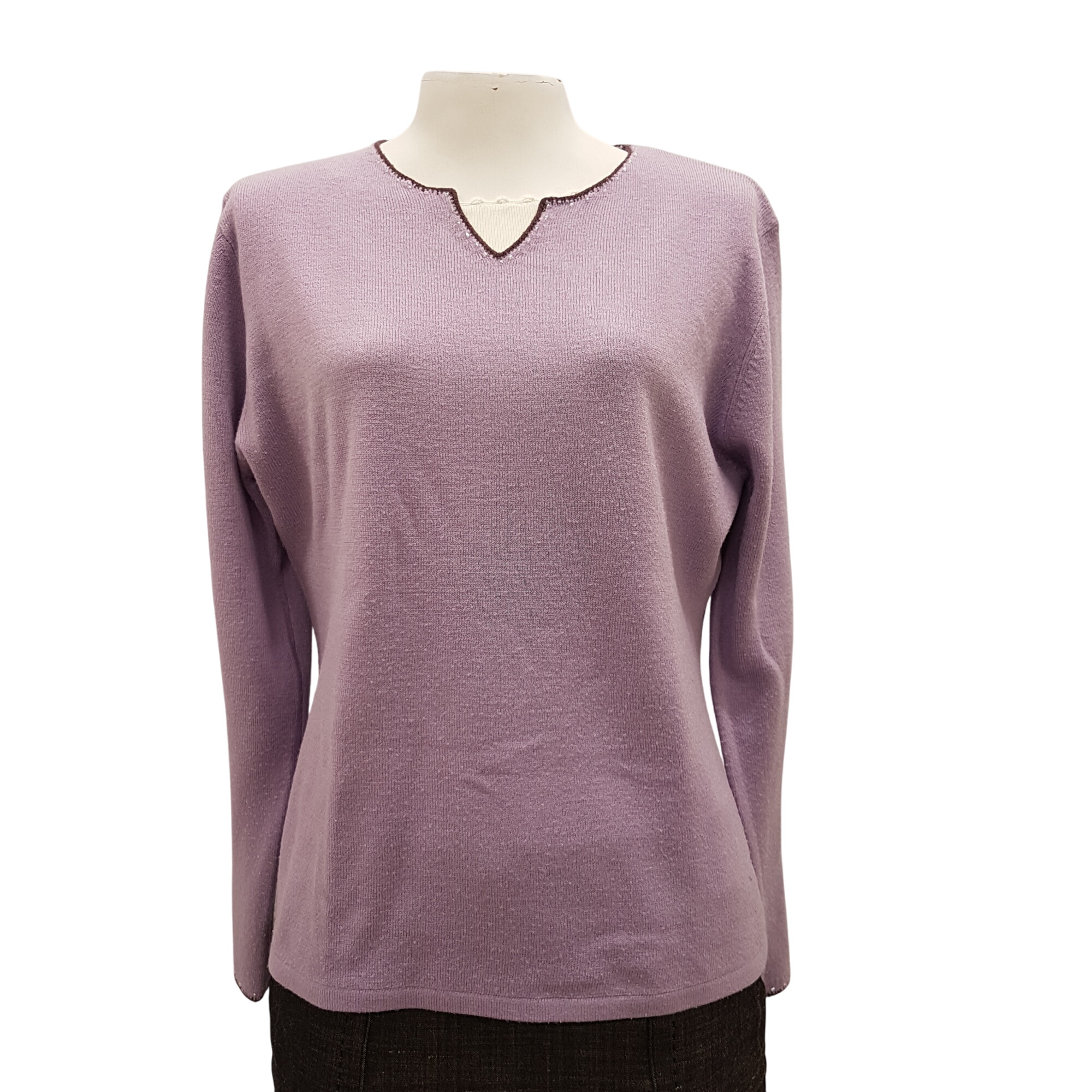 Acheter Pull fin mauve - ARMAND THIERY - taille 3 Bon état - 11,00 € Pull fin mauve - ARMAND THIERY - taille 3 Bon état - reconditionné disponible sur Label Emmaüs
