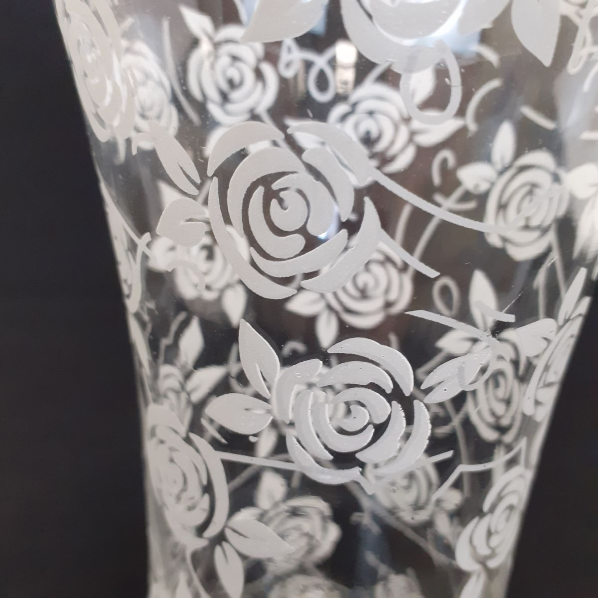 Vase - Verre fin - Déco florale Bon état - Vue 3 - 