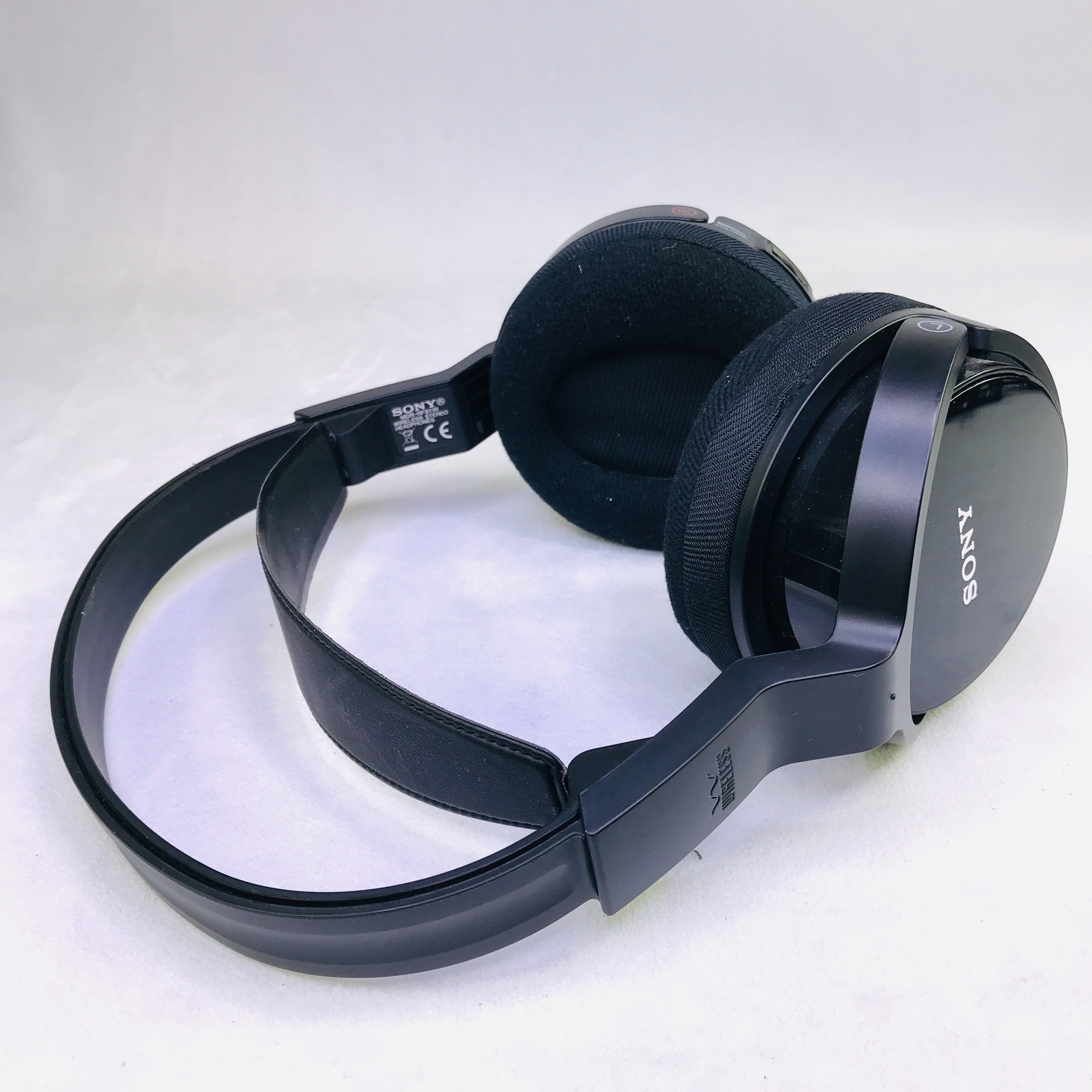 Casque sans fil UHF : Sony MDR-RF811R - Photo 6