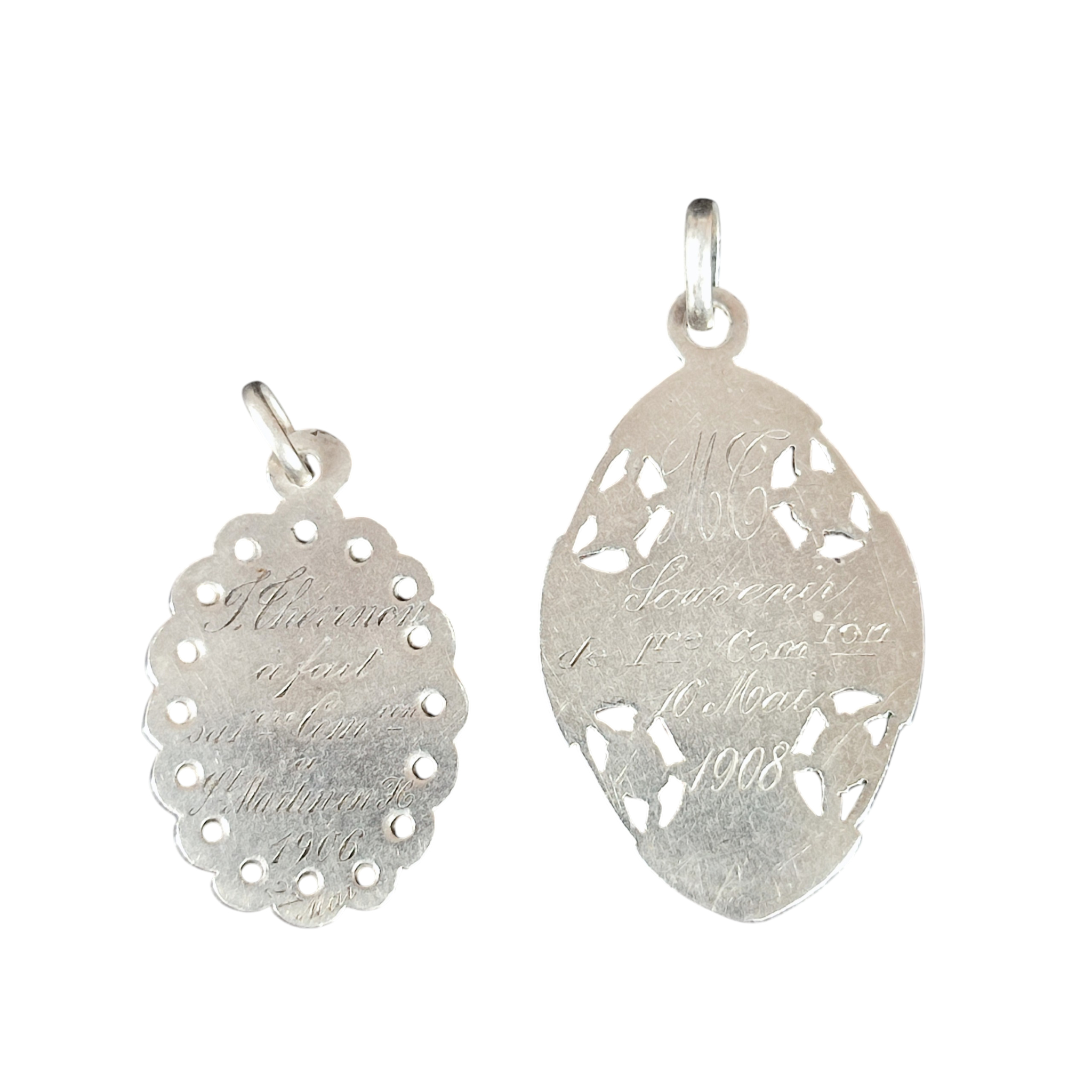 Voir photo 2 de Lot de 2 médailles Art Nouveau en argent 800/000 (poinçon sanglier) Lot de 2 médailles Art Nouveau en argent 800/000 (poinçon sanglier) Bon état - Vue 2 -