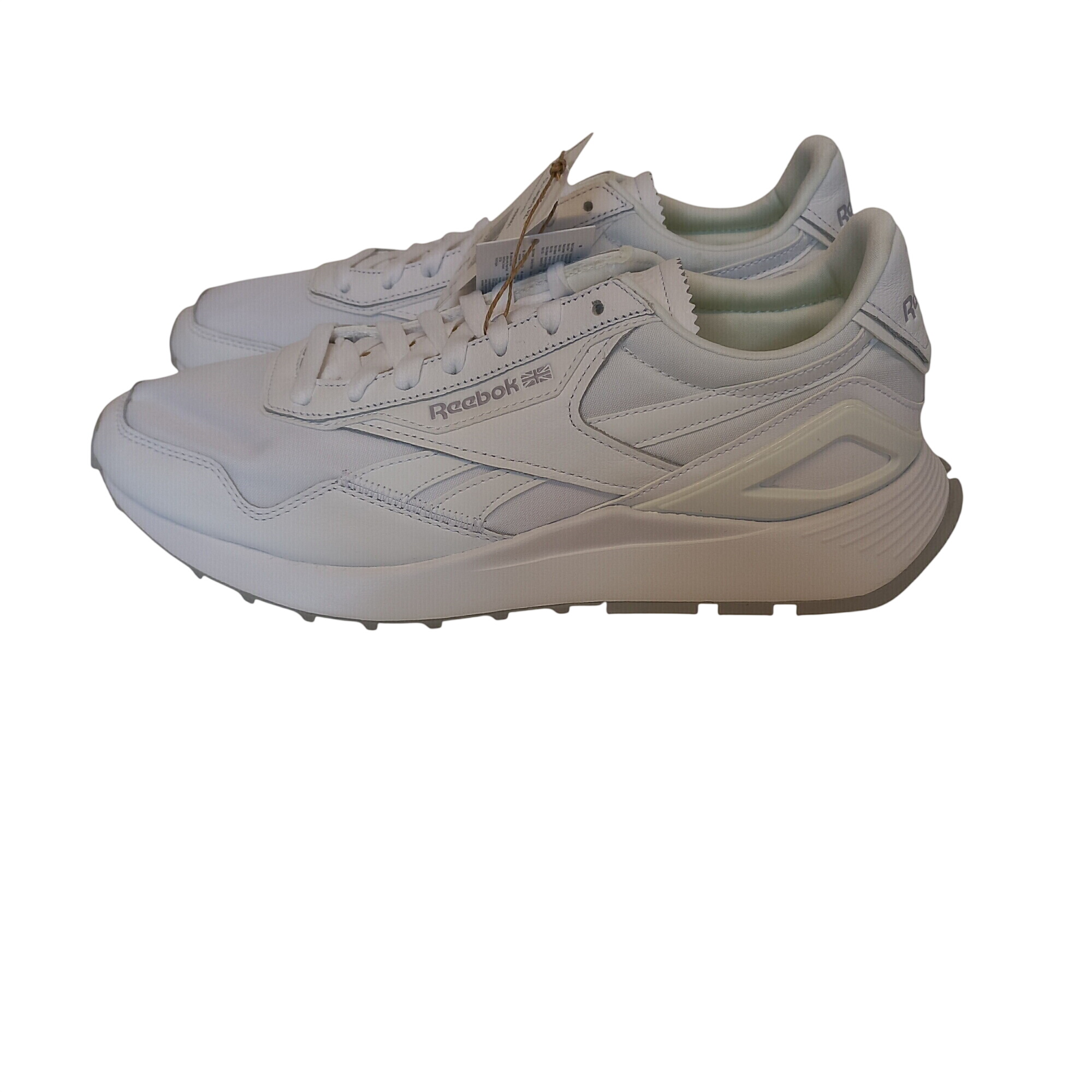 Basket legacy az Reebok(blanche) pointure:43 unisexe recyclé Comme neuf -  reconditionné disponible sur Label Emmaüs