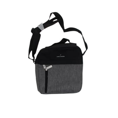 Acheter Sacoche à bandoulière noir et grise - homme - Daniel Hechter - 20 cm X 22 cm Bon état - 10,90 € Sacoche à bandoulière noir et grise - homme - Daniel Hechter - 20 cm X 22 cm Bon état - reconditionné disponible sur Label Emmaüs