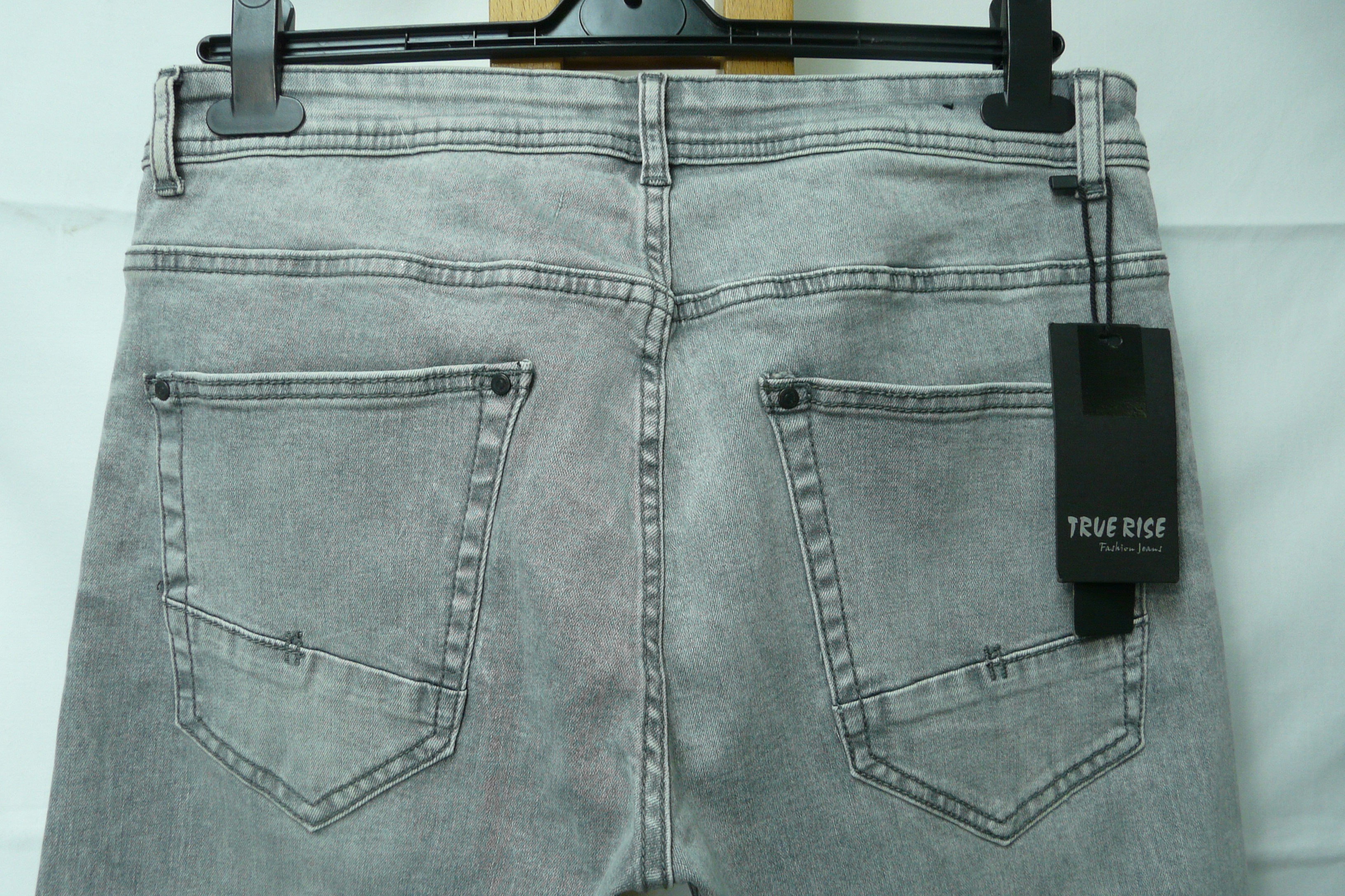 HO39 - Jean effet trashé - True Rise - Taille 44 - Photo 3