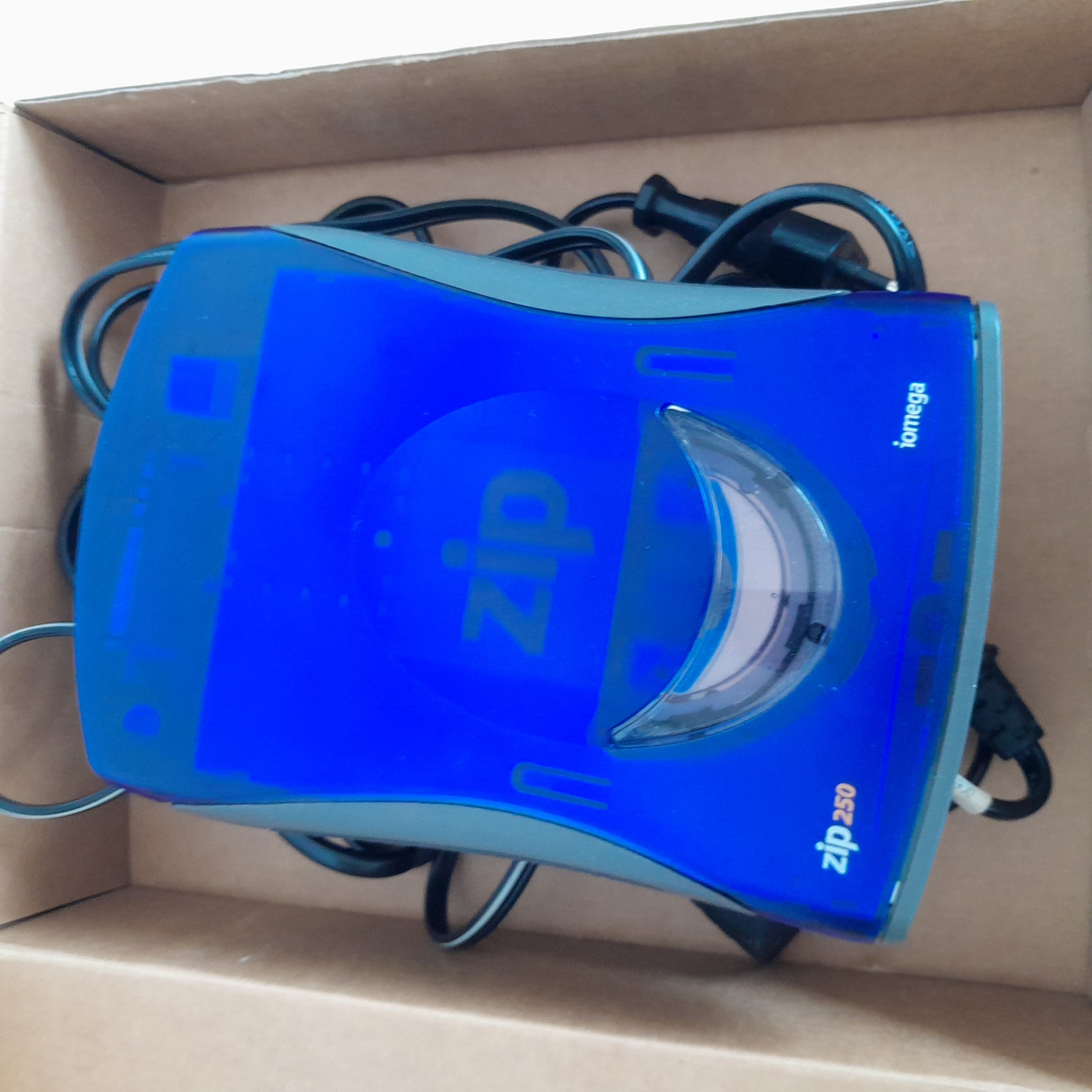 ZIP 250 iomega , lecteur externe - Photo 3