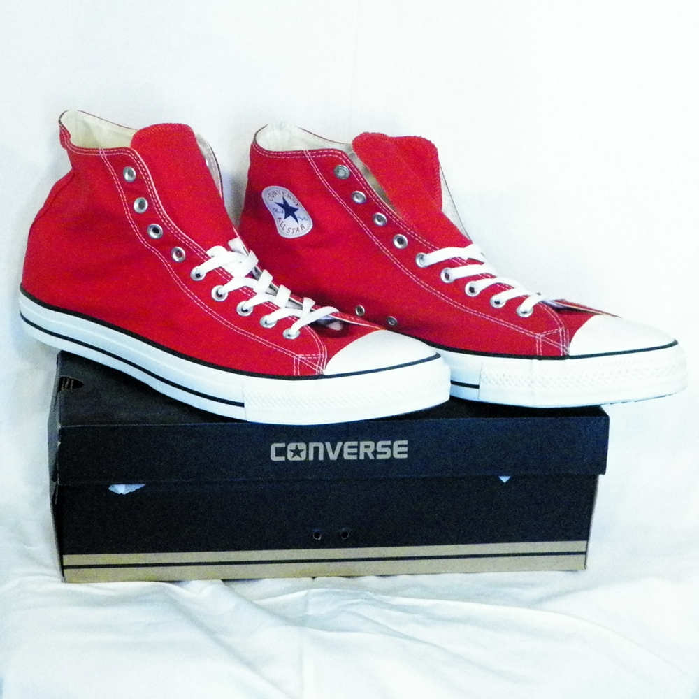 Chaussure Homme Rouge CONVERSE Pointure 53 Comme neuf -  reconditionné disponible sur Label Emmaüs