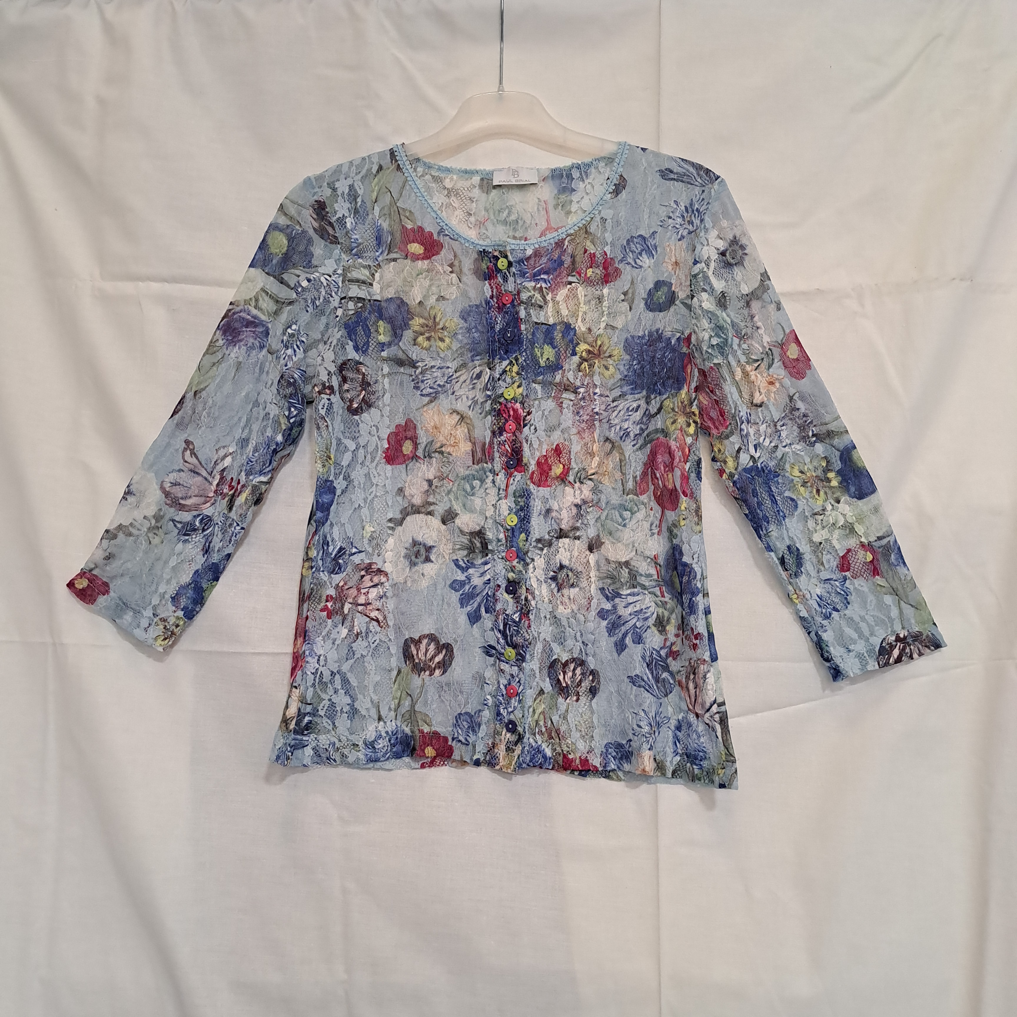 Voir photo 3 de Blouse en résille polyester fleurs sur fond bleu Paul Brial T 38 Blouse en résille polyester fleurs sur fond bleu Paul Brial T 38 Très bon état - Vue 3 -