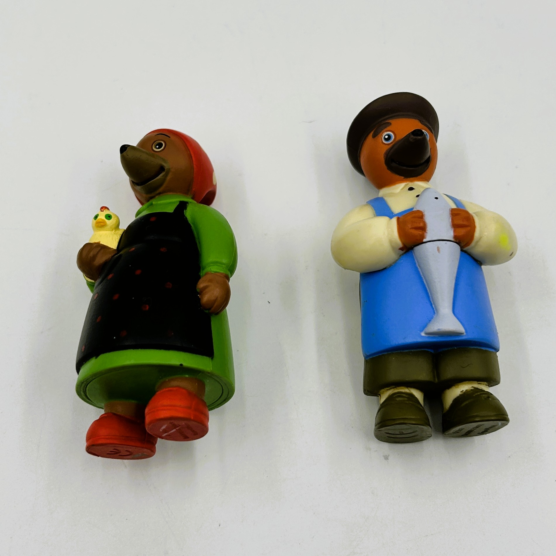 Voir photo 3 de 8 figurines famille Petit ours brun 8 figurines famille Petit ours brun Bon état - Vue 3 -