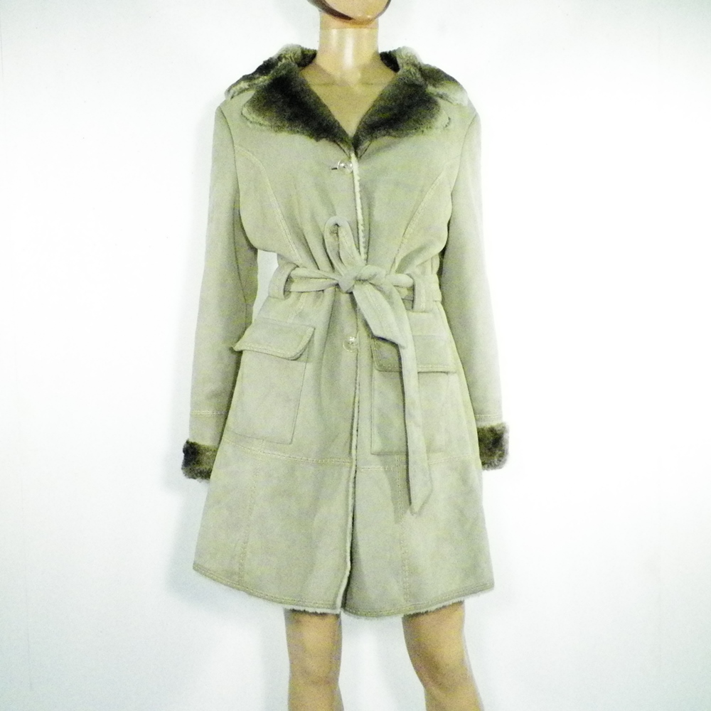 Manteau Femme Beige ANTONELLE Taille Estimée M/L.  -  reconditionné disponible sur Label Emmaüs