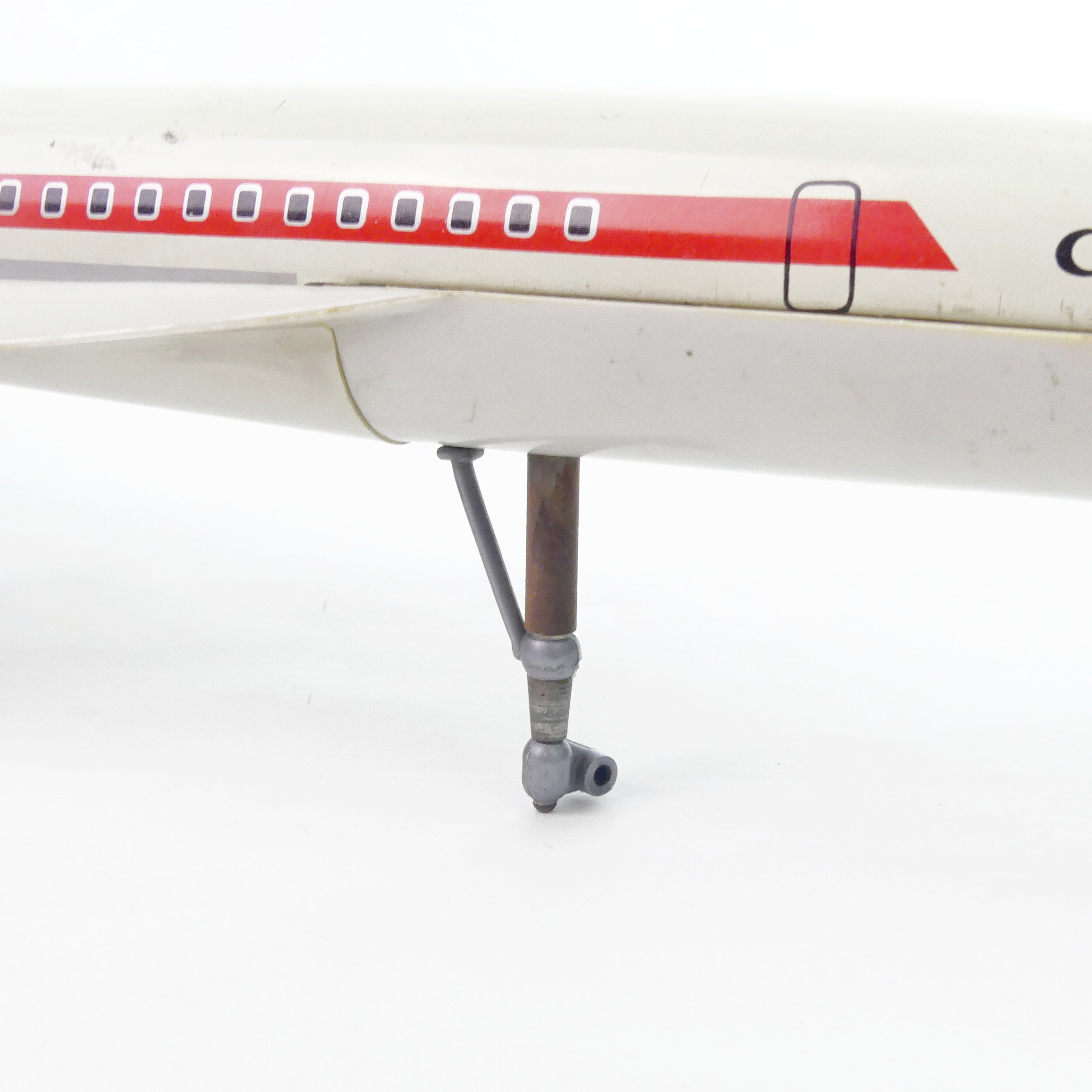 Avion Concorde Jouets Mont Blanc années 70  - Vue 3 - 