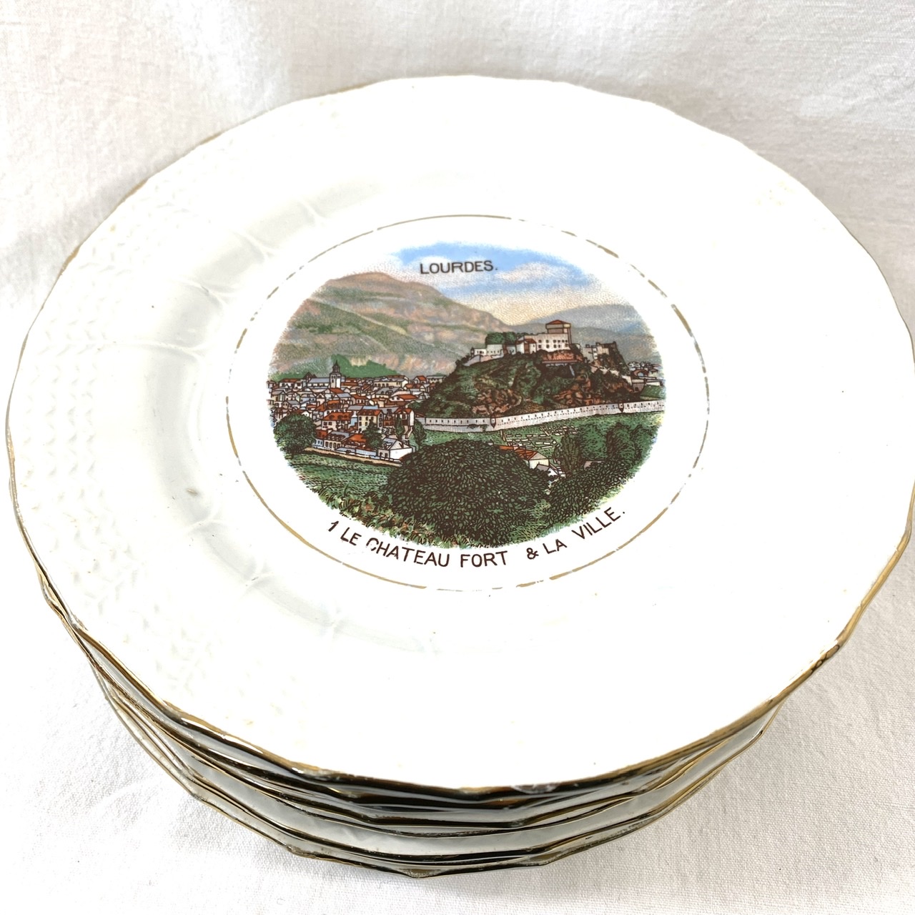 Lot de 10 assiettes - Sarreguemines thème Lourdes - Bon état - Photo 4