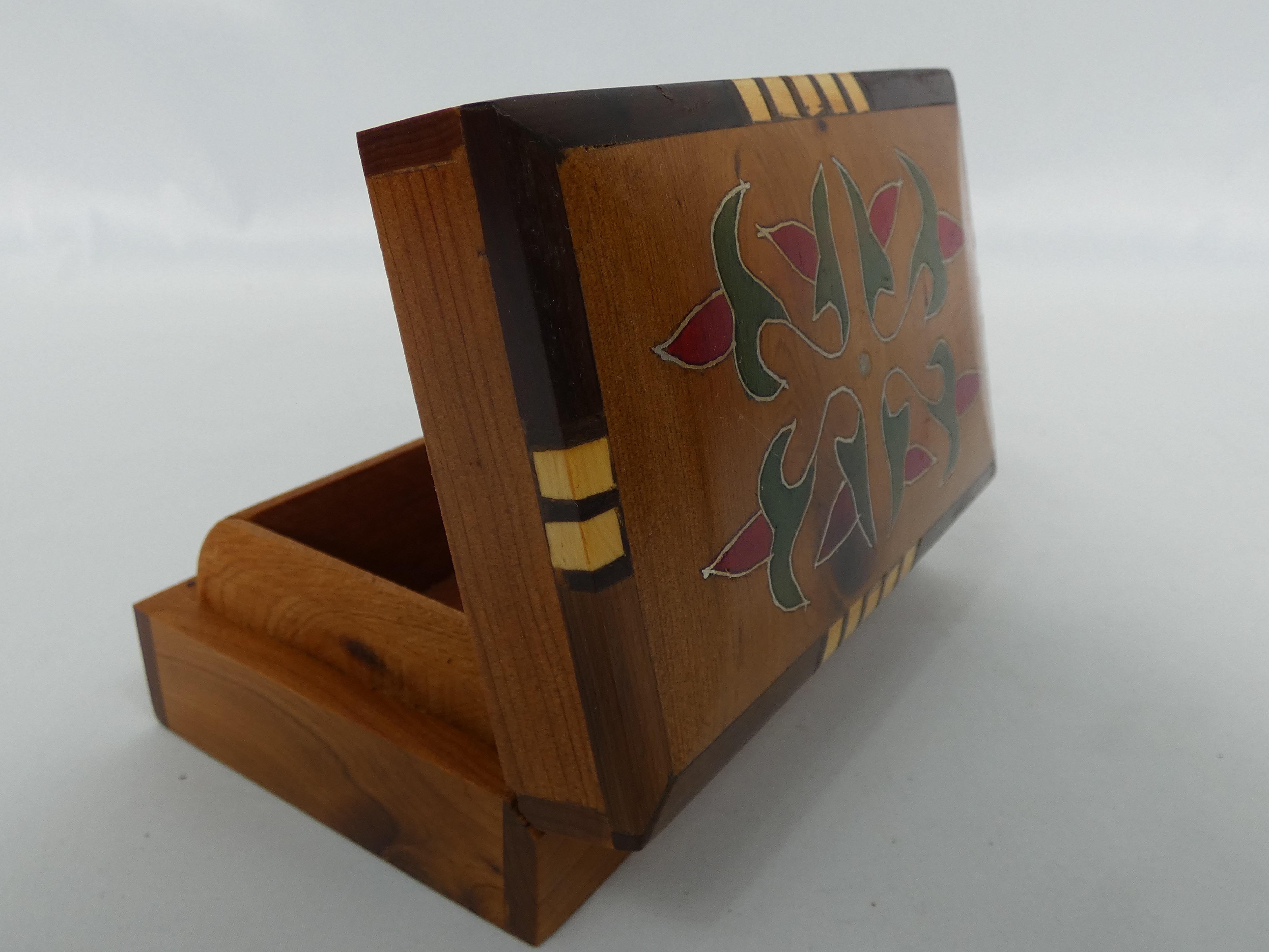 Petit coffret à bijoux en bois - Photo 5