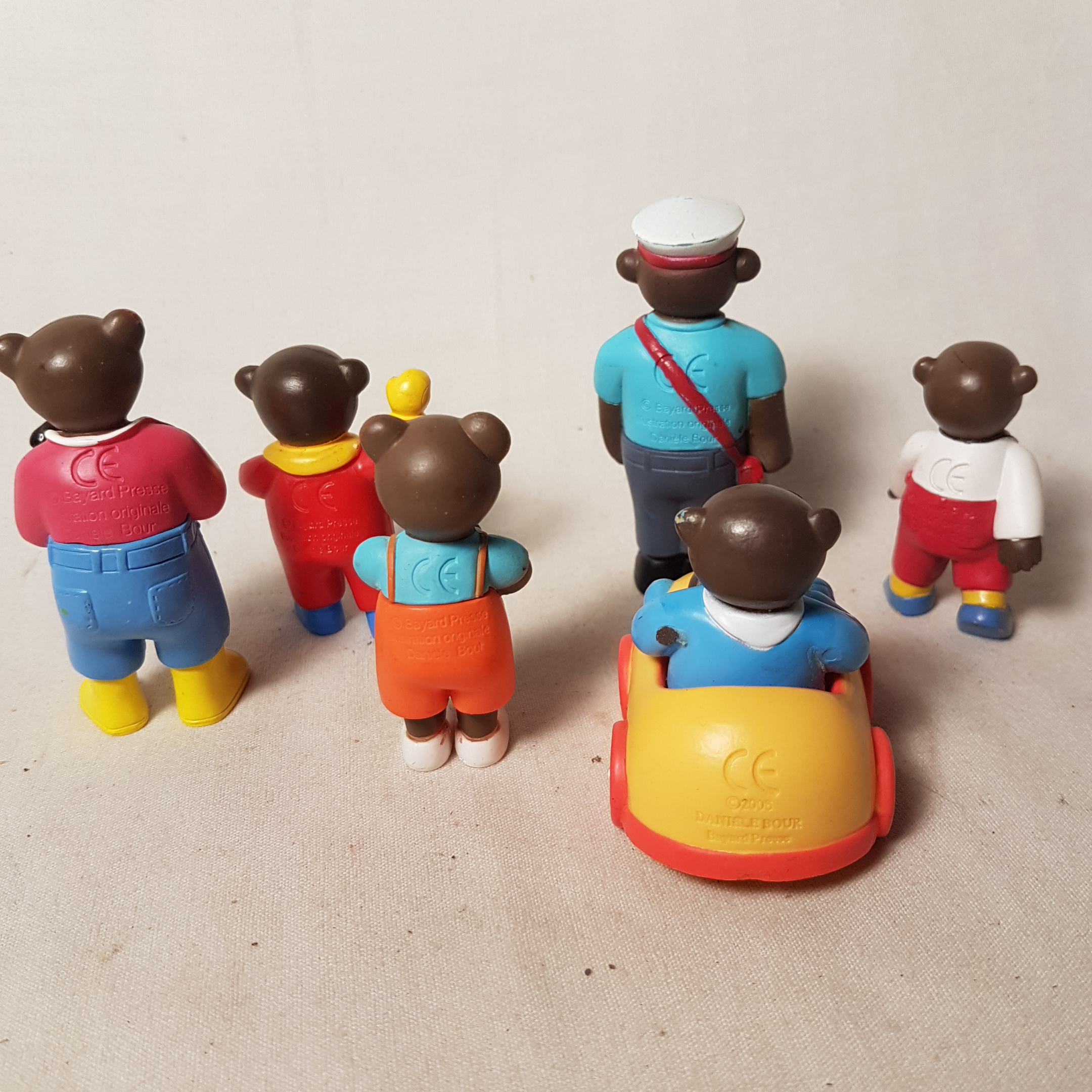 Voir photo 2 de Figurines Petit Ourson Figurines Petit Ourson Très bon état - Vue 2 -