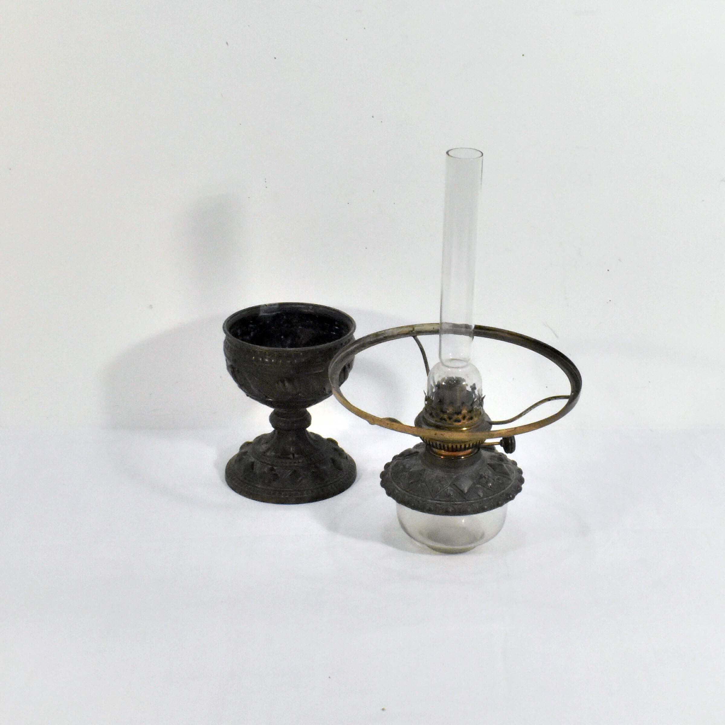 Lampe de Table Pétrole - Etain & Verre - Kastner & Tobelmann - Début XXème Siècle - Photo 1