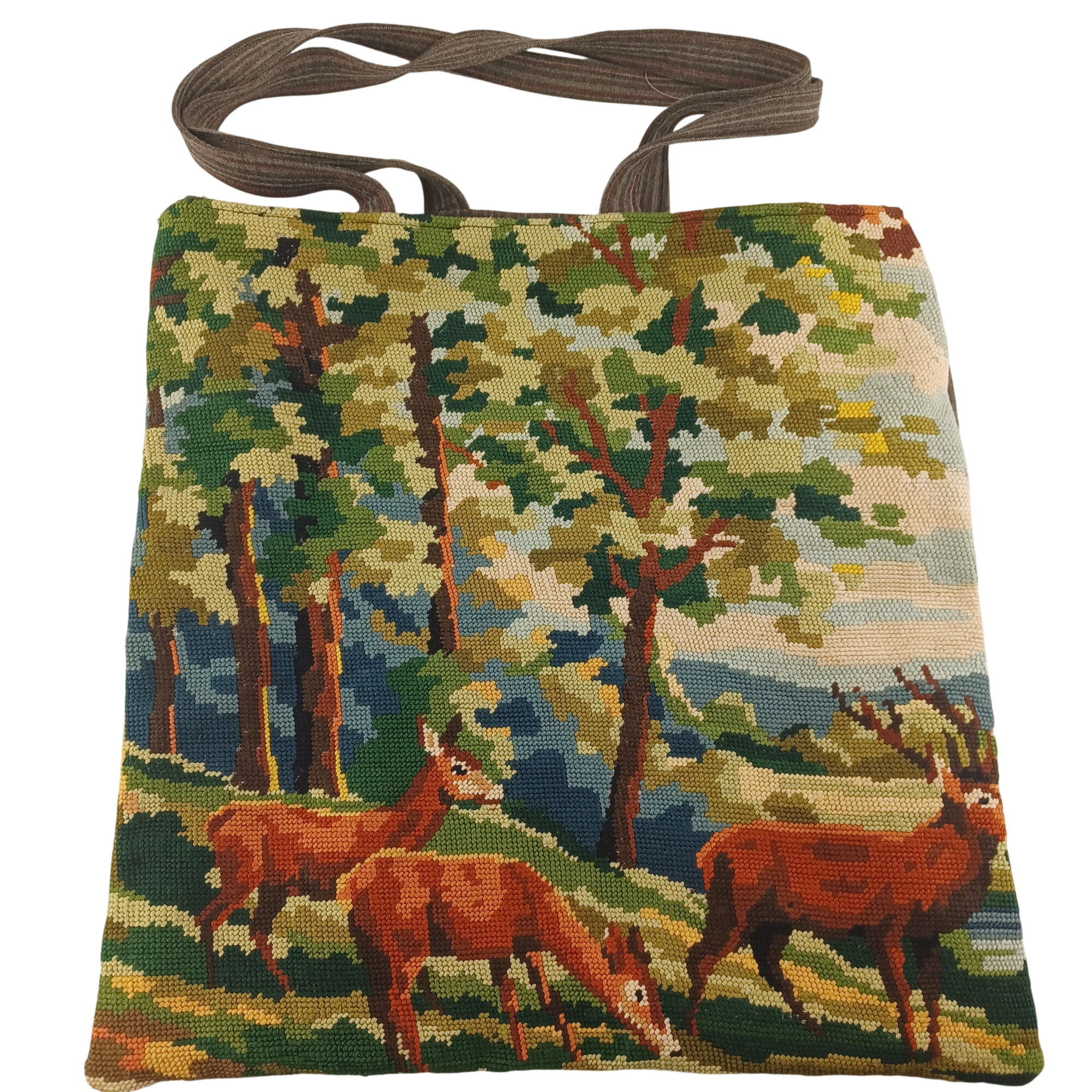 Acheter Sac fait-main avec canevas d'une scène rurale de deux cerfs dans une forêt de 39x39 cm Comme neuf - 25,00 € Sac fait-main avec canevas d'une scène rurale de deux cerfs dans une forêt de 39x39 cm Comme neuf - reconditionné disponible sur Label Emmaüs