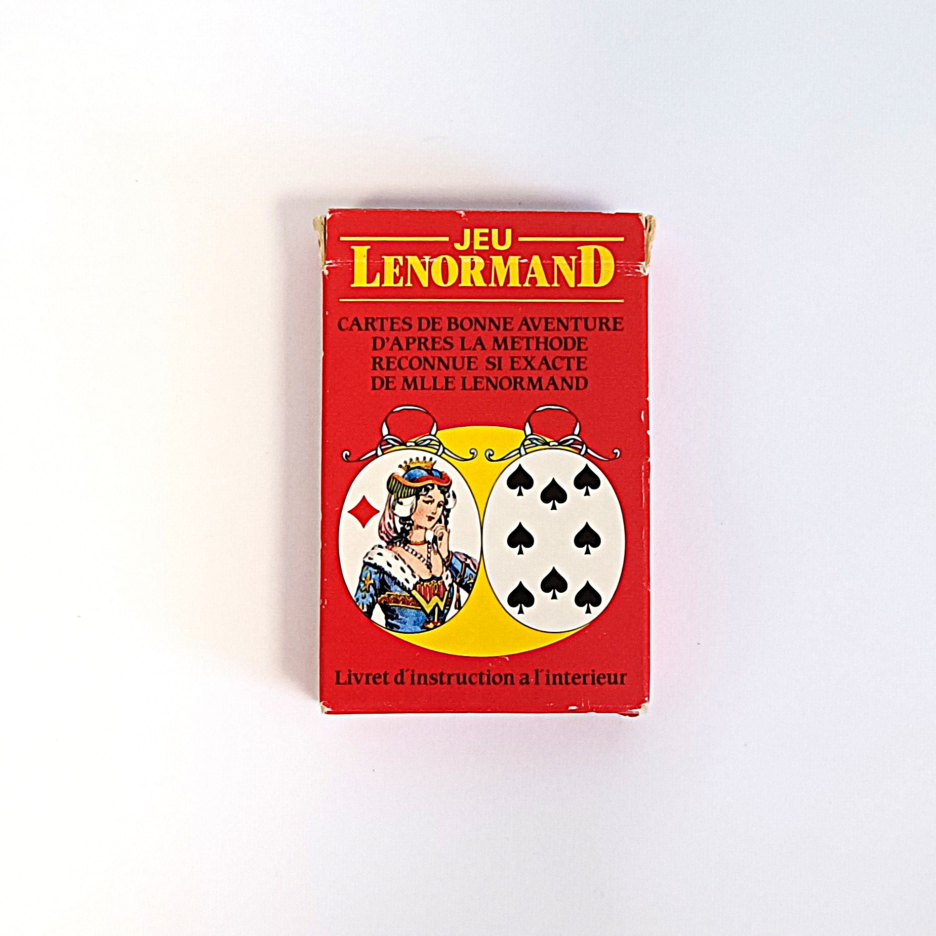 Voir photo 2 de Cartes de bonne aventure Lenormand – jeu de 36 cartes avec coffret Cartes de bonne aventure Lenormand – jeu de 36 cartes avec coffret Bon état - Vue 2 -