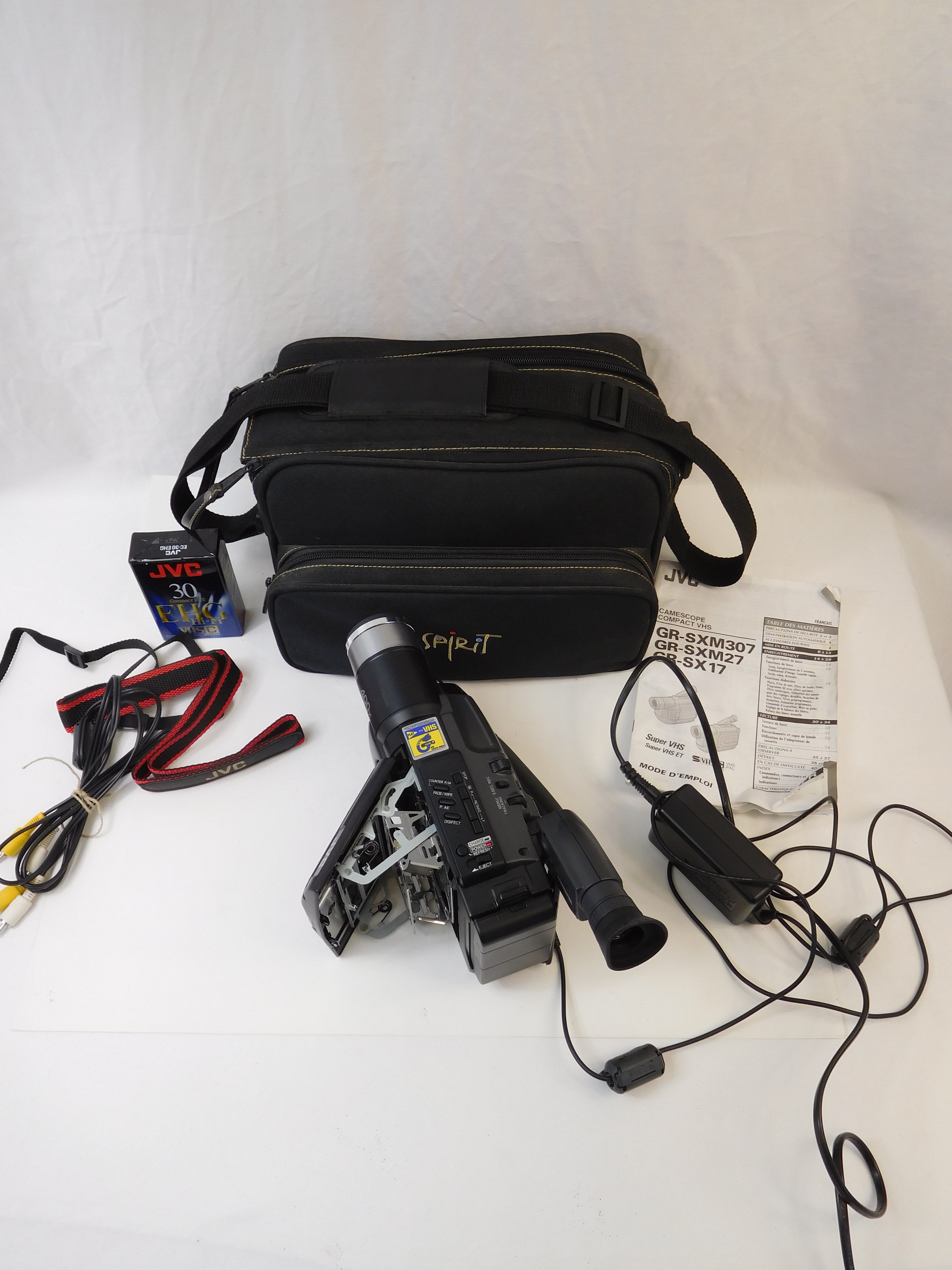 Caméscope JVC GR-SX17 Compact VHS - Super VHS - Zoom 400x°° - Photo 5
