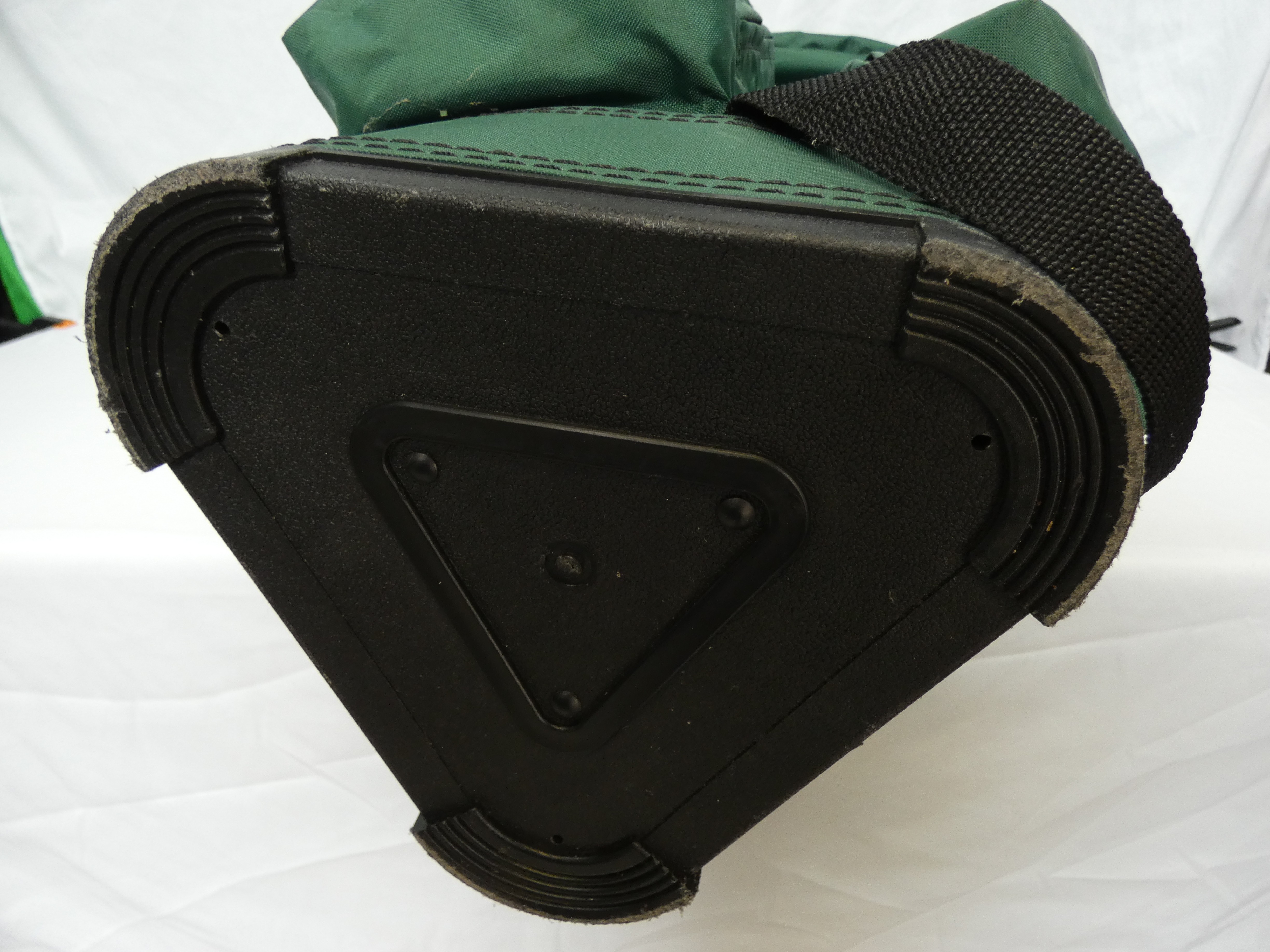 Sac de golf en toile imperméable LACOSTE Comme neuf - Vue 7 - 