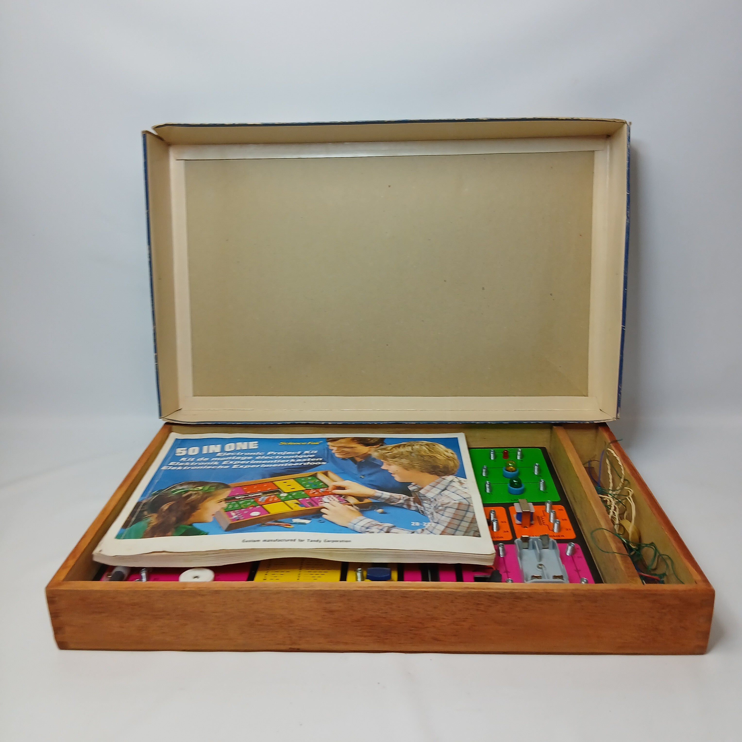 Jeux vintage science fair 50 in one electronic et project kit État correct - Vue 3 - 