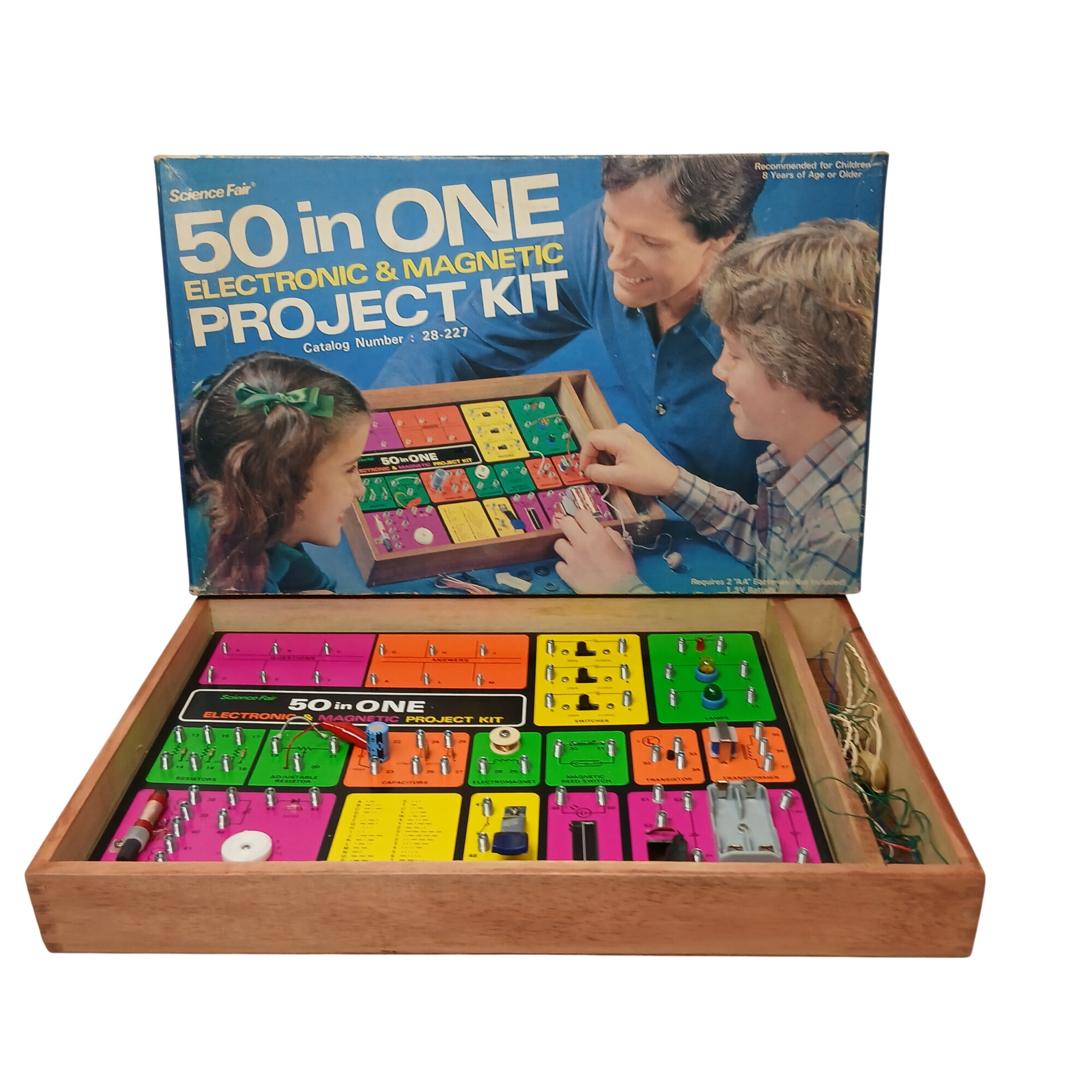 Jeux vintage science fair 50 in one electronic et project kit État correct -  reconditionné disponible sur Label Emmaüs