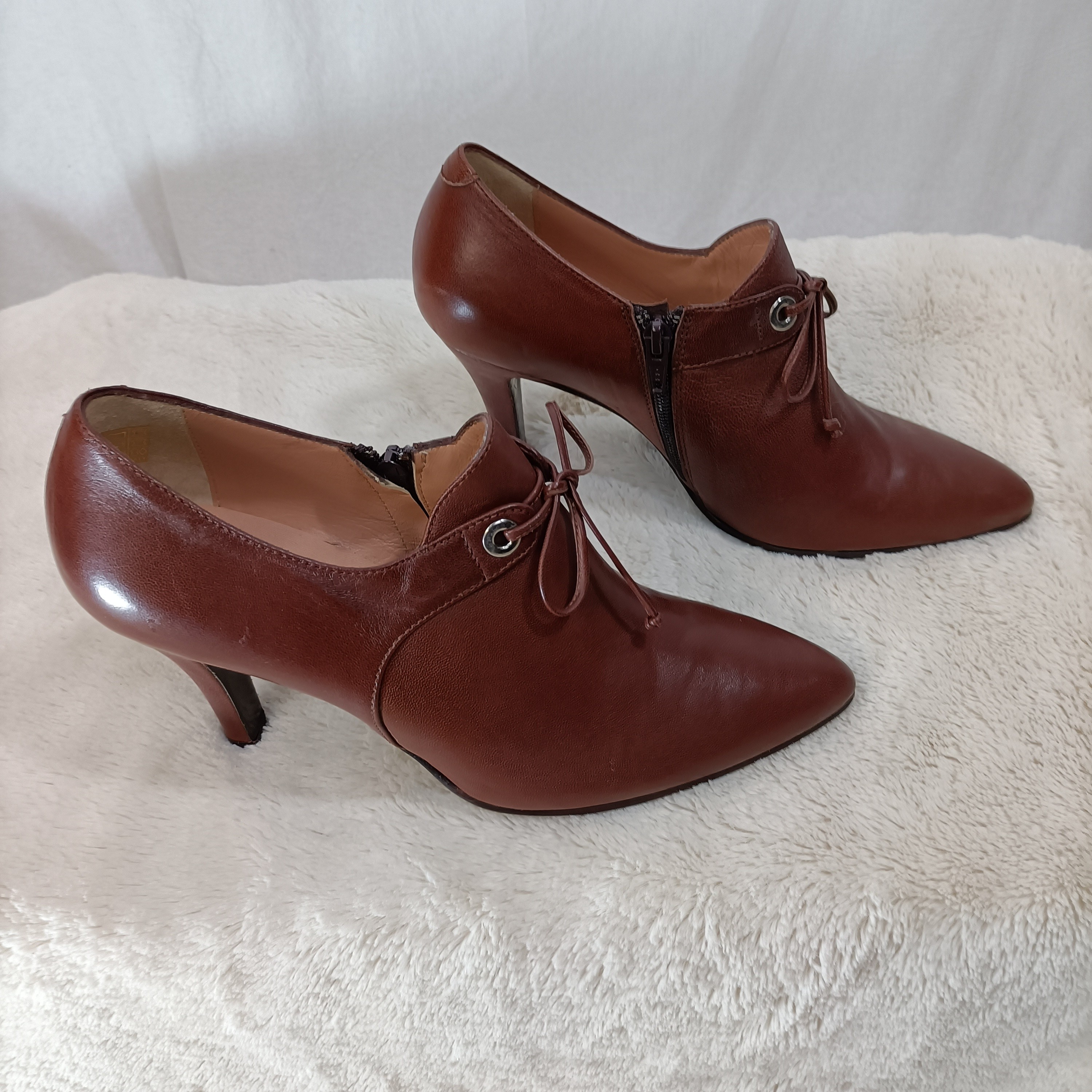 Bottines à talons en cuir Derby - Madeleine - Pointure 38 Vintage - Photo 4