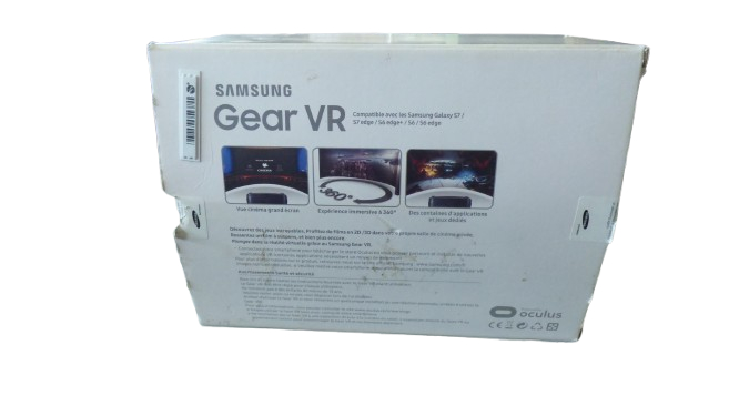 Voir photo 2 de Casque de réalité virtuelle Samsung Gear VR pour Samsung Galaxy S6 (notice non incluse) en boîte Casque de réalité virtuelle Samsung Gear VR pour Samsung Galaxy S6 (notice non incluse) en boîte Très bon état - Vue 2 -
