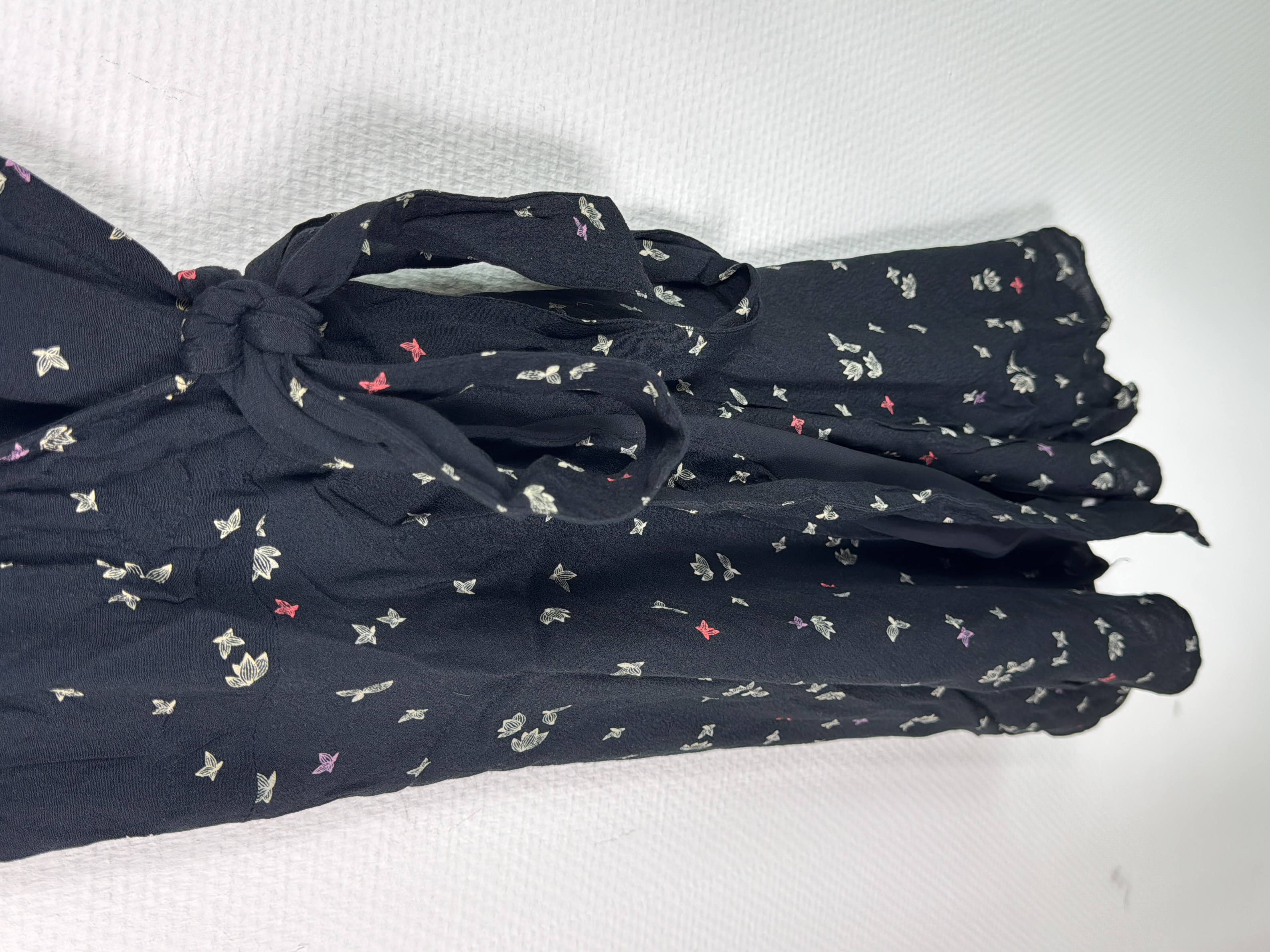 Robe Sessun noire à fleurs M 🌸 Très bon état - Vue 4 - 