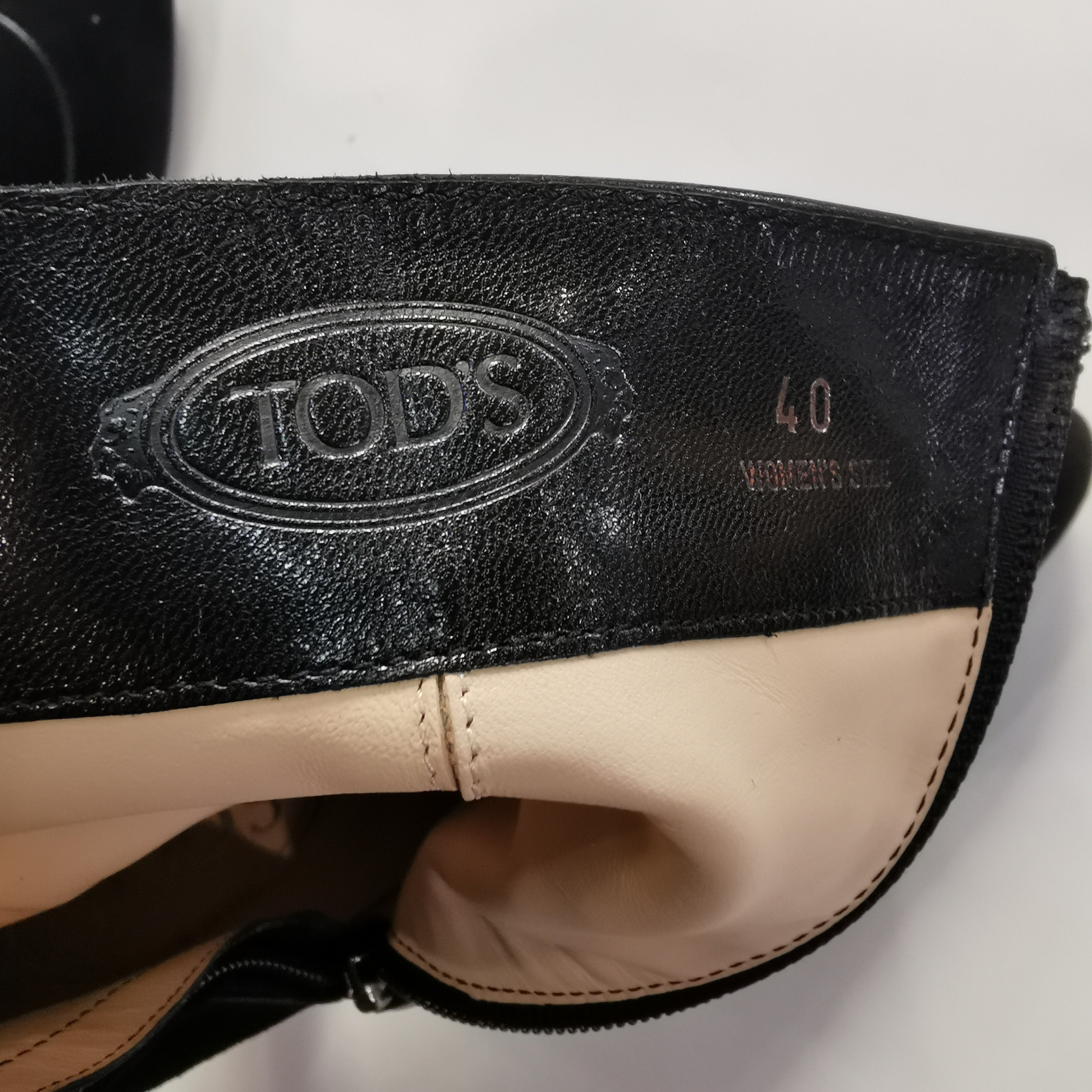 Bottines daim noir - Tod's - 40 - Photo 4