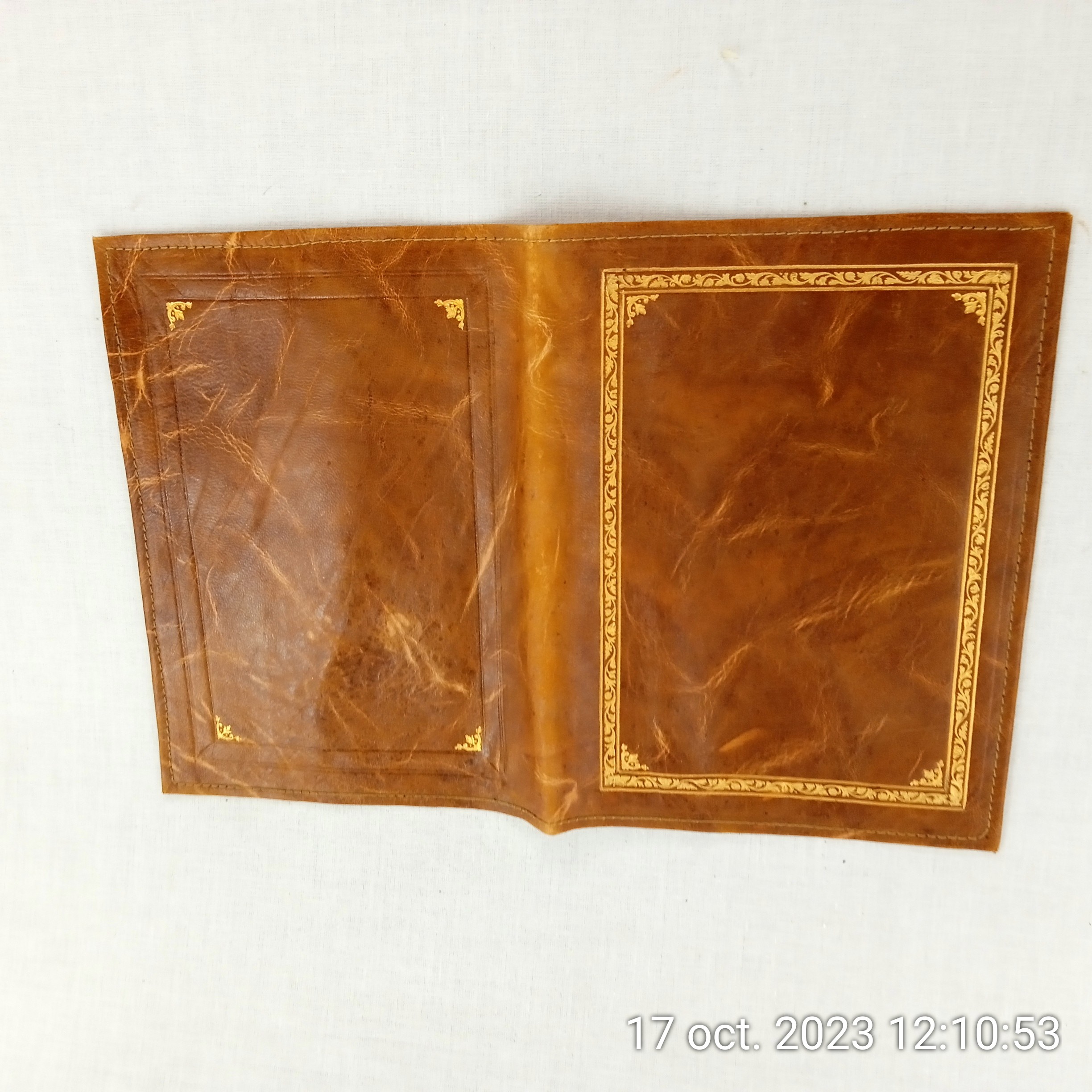 Protège livre 21 cm - Photo 2