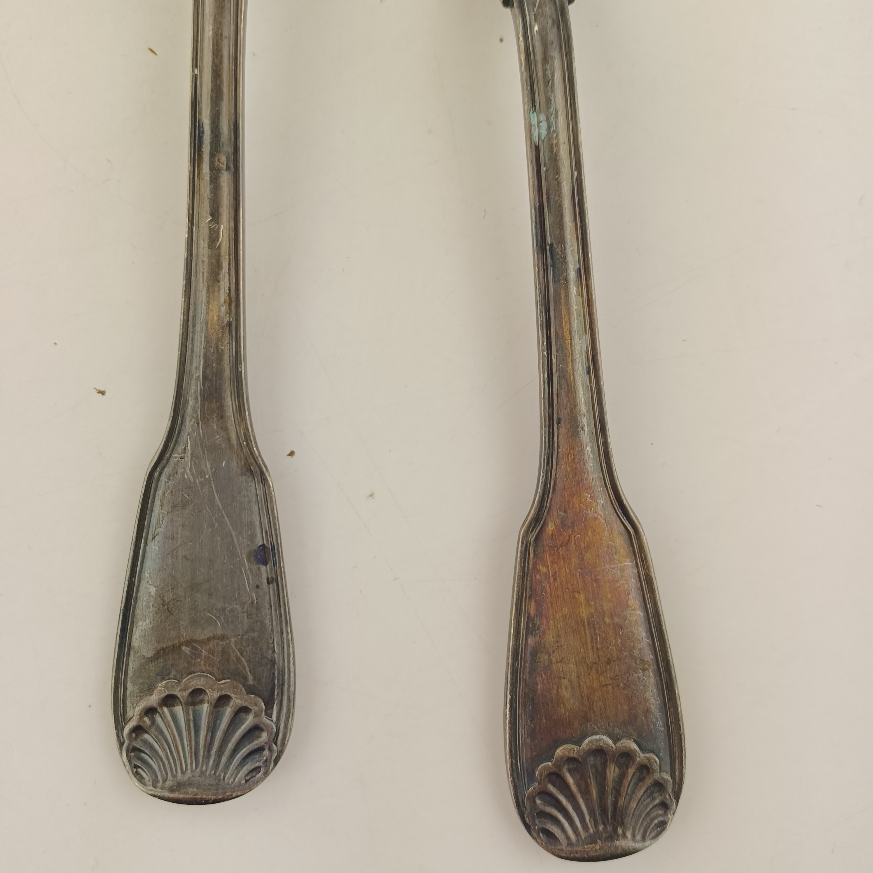 Couverts Ercuis “60” comprenant cuillère à soupe et fourchette Très bon état - Vue 3 - 