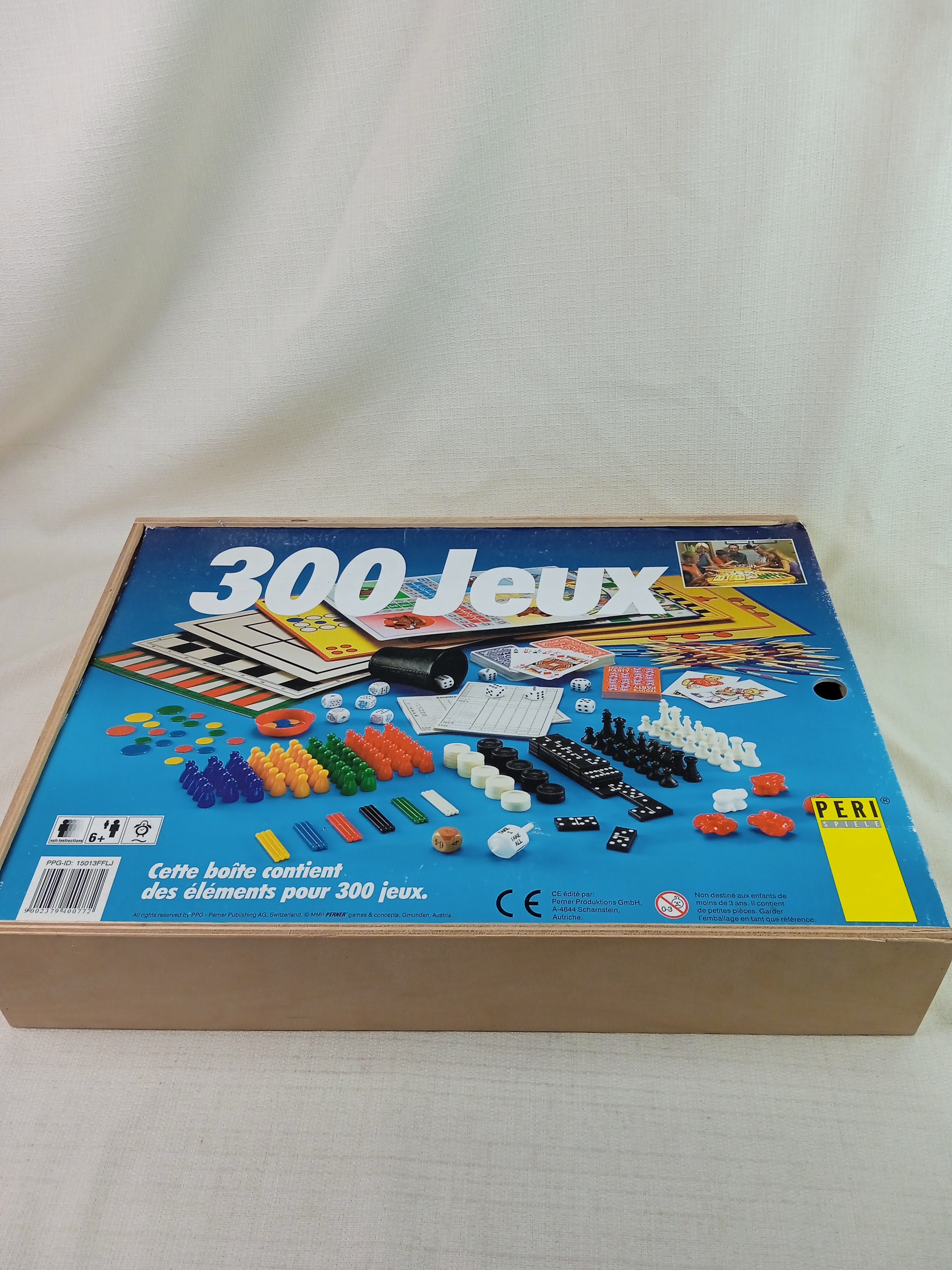 300 jeux de société vintage, éditeur Peri Spiele Bon état - Vue 3 - 