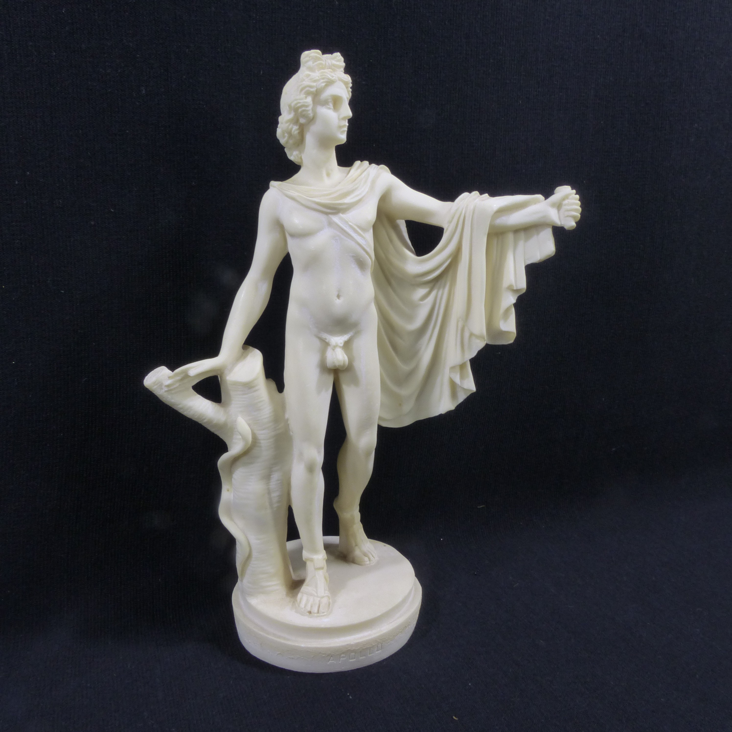 Statuette 