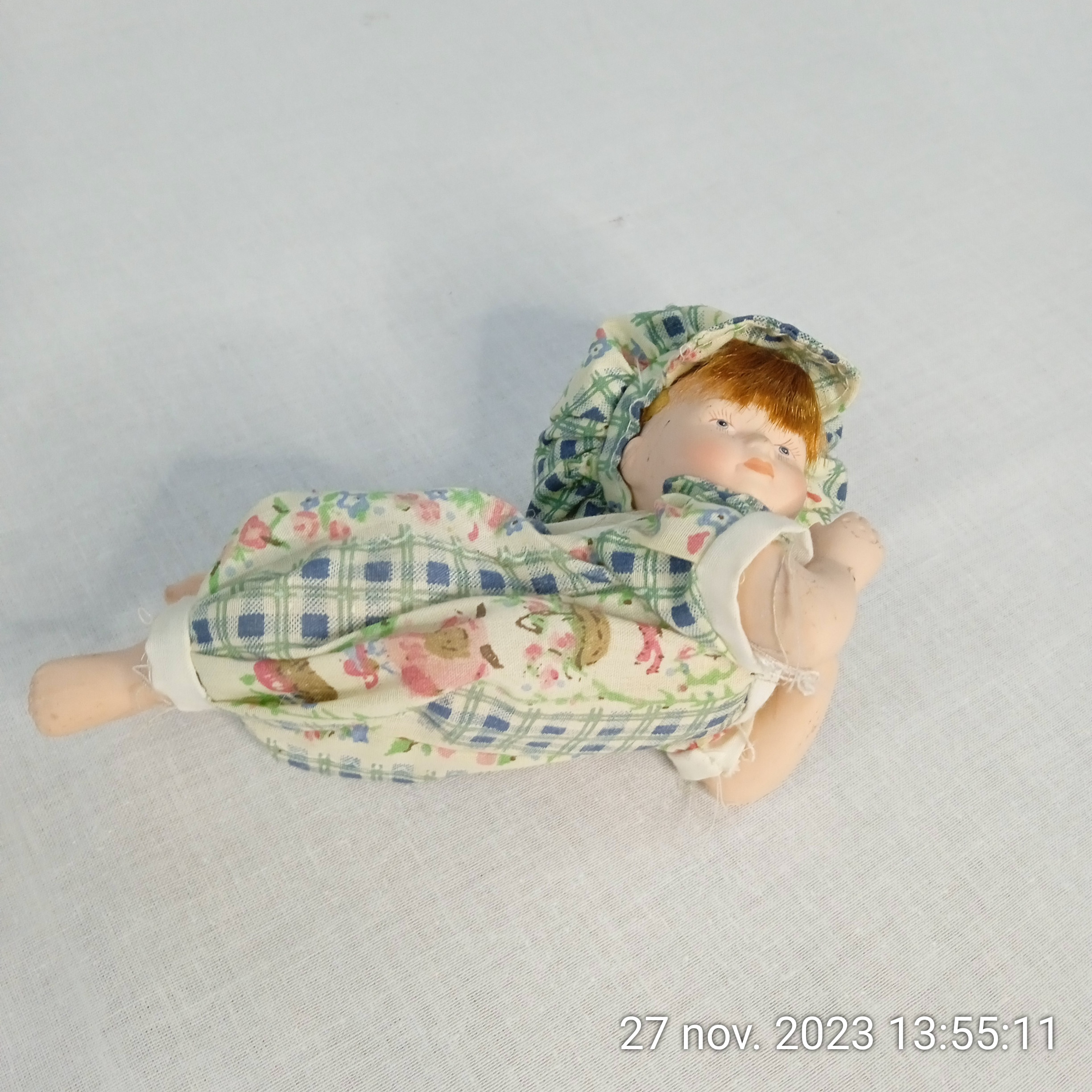 Poupée en porcelaine Muneca  - Photo 2